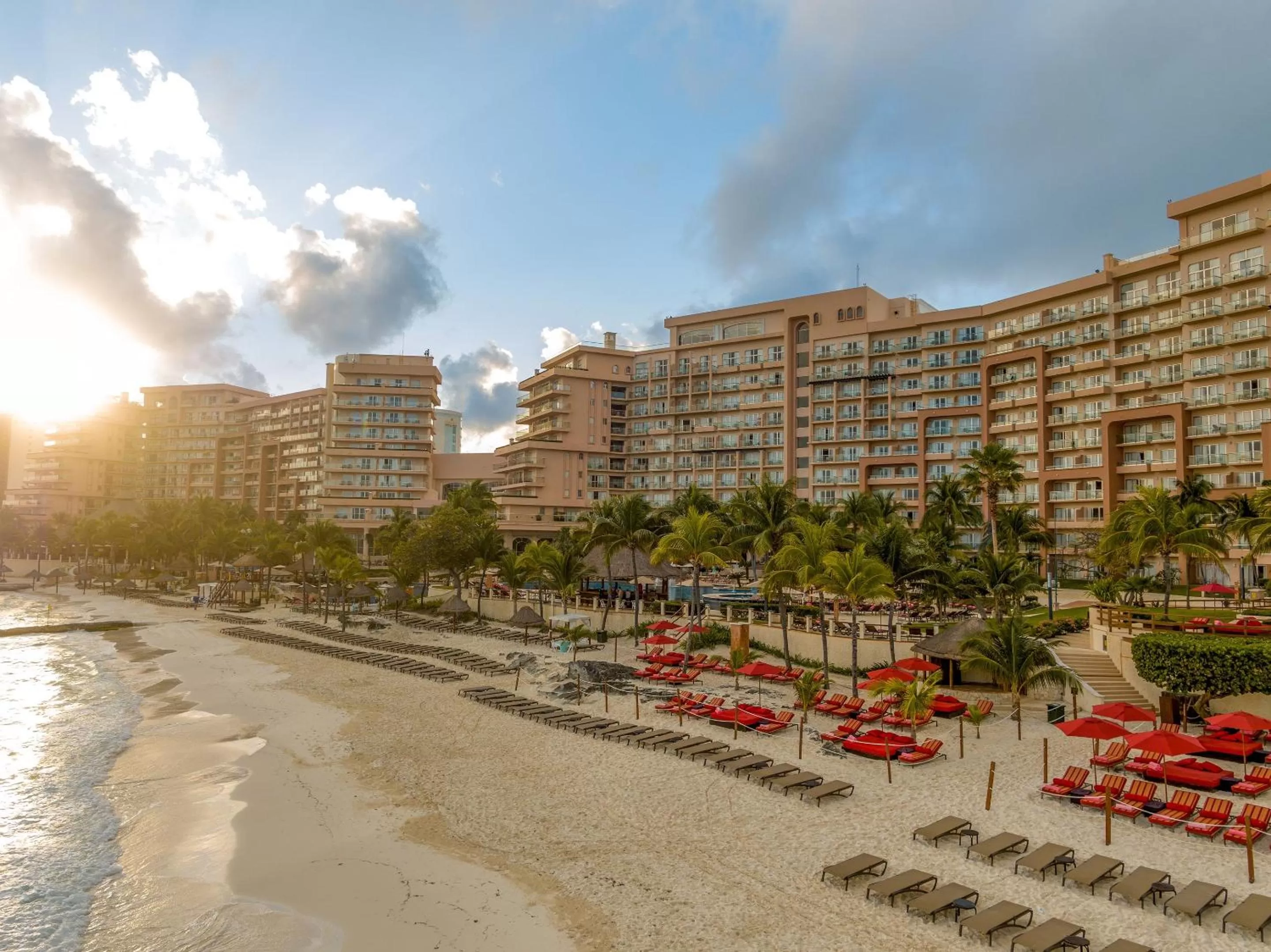Beach in Grand Fiesta Americana Coral Beach Cancun - All Inclusive
