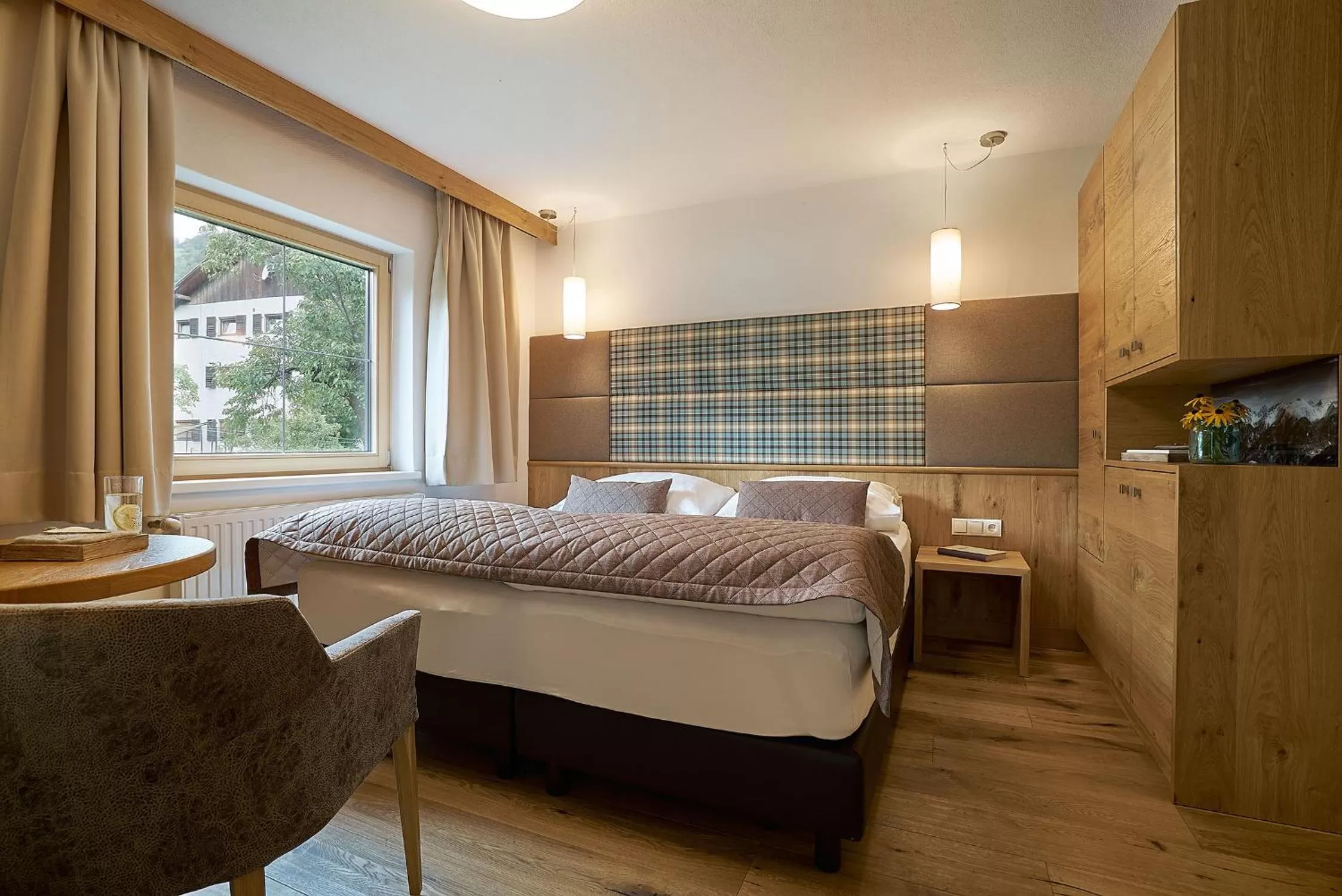 Photo of the whole room, Bed in Hotel Enzian