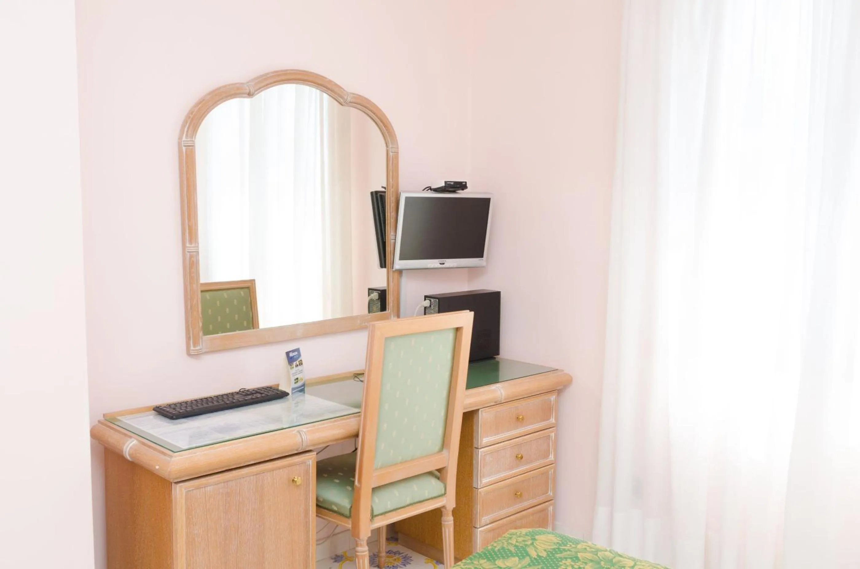 Decorative detail in Hotel Terme Saint Raphael