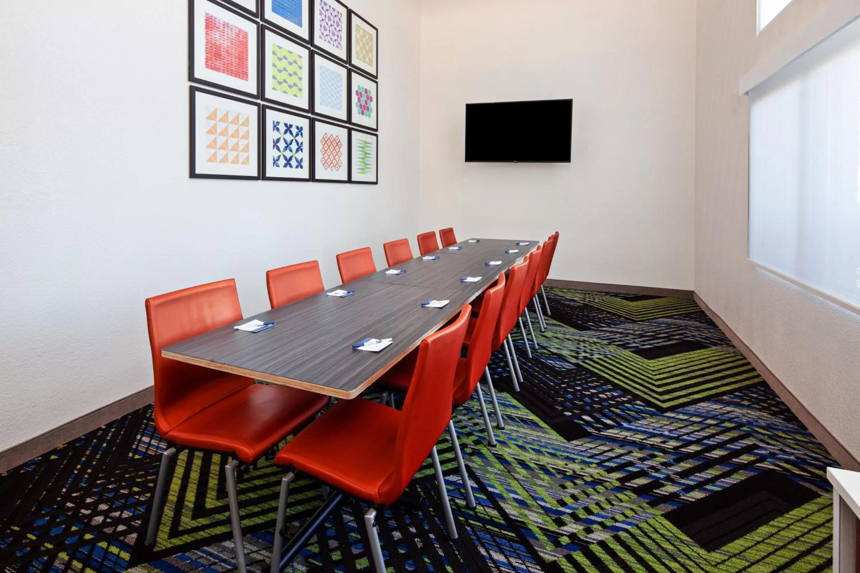 Meeting/conference room in Holiday Inn Express & Suites Rancho Mirage - Palm Spgs Area by IHG