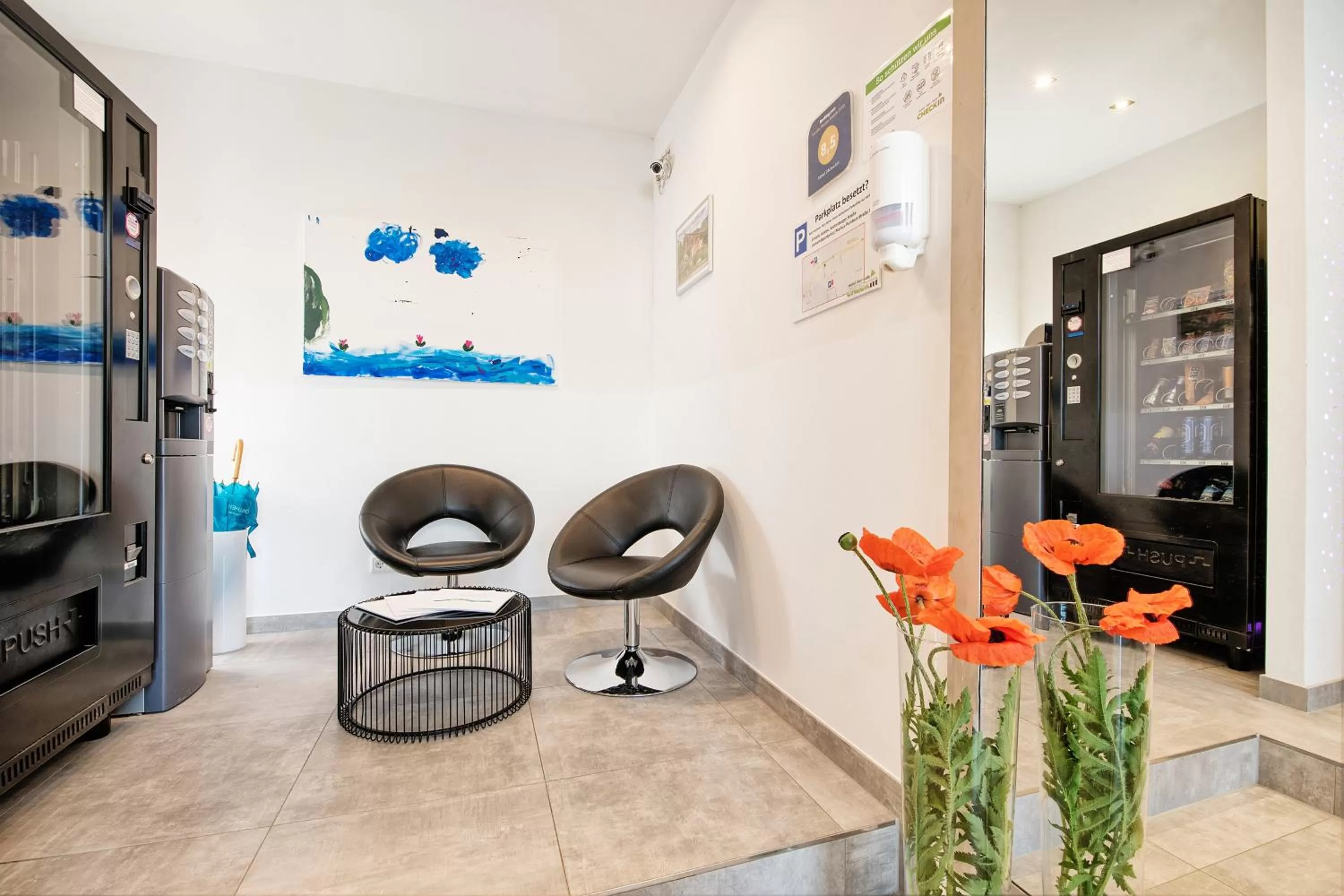 Facade/entrance, Seating Area in Hotel 24 Checkin Velden