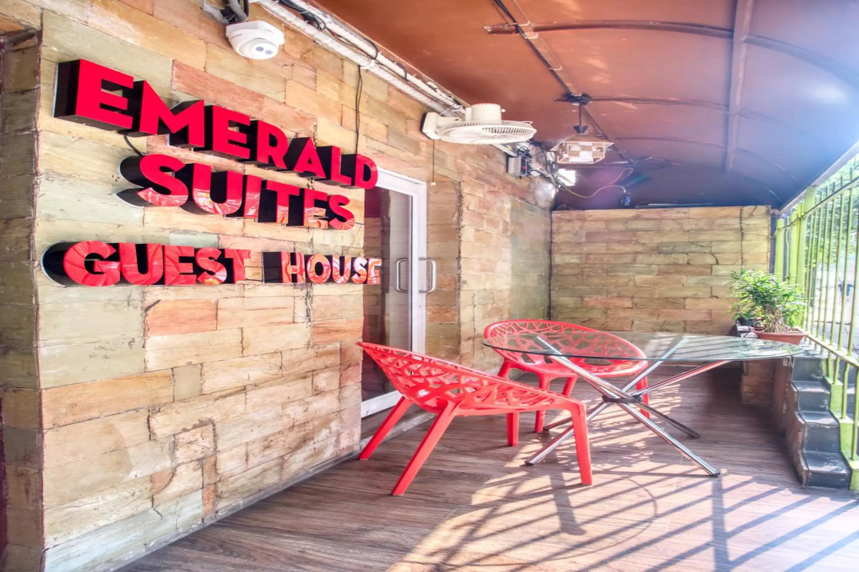 Emerald Room (Separate Building) in Roland Hotel Emerald Room (Separate Building) in Roland Hotel