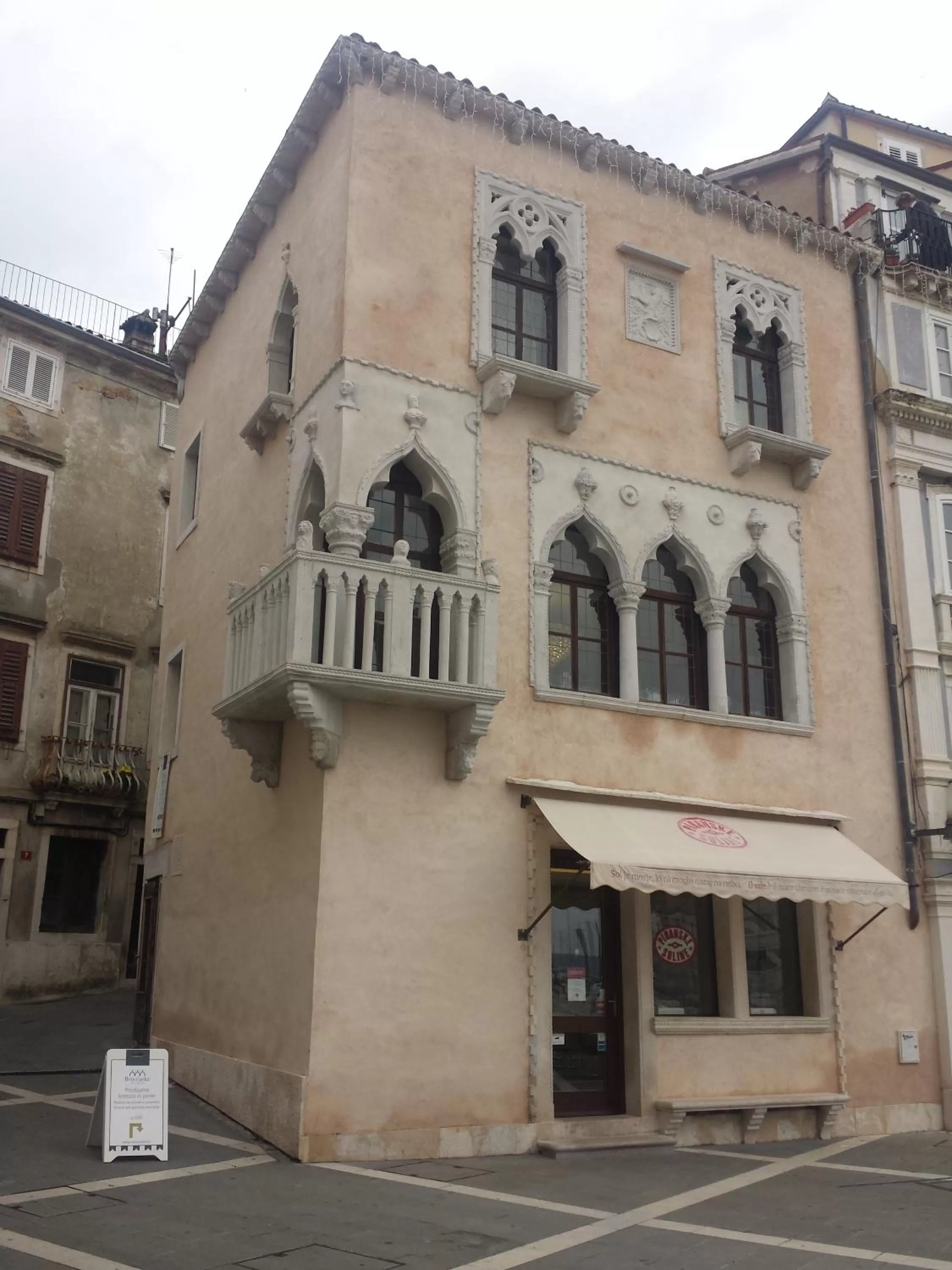 Property Building in Benecanka Casa Veneziana Piran
