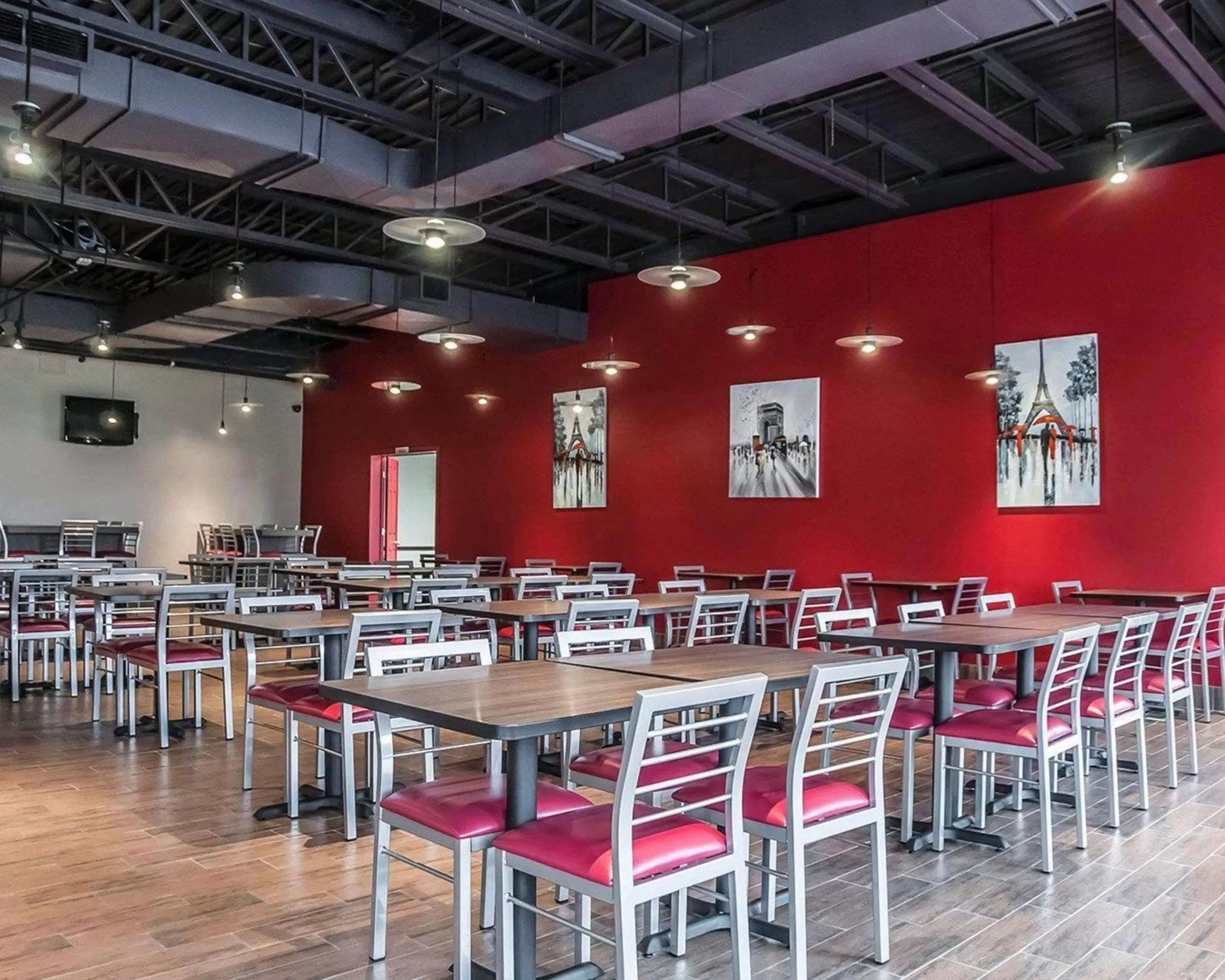 Restaurant/places to eat in Comfort Inn