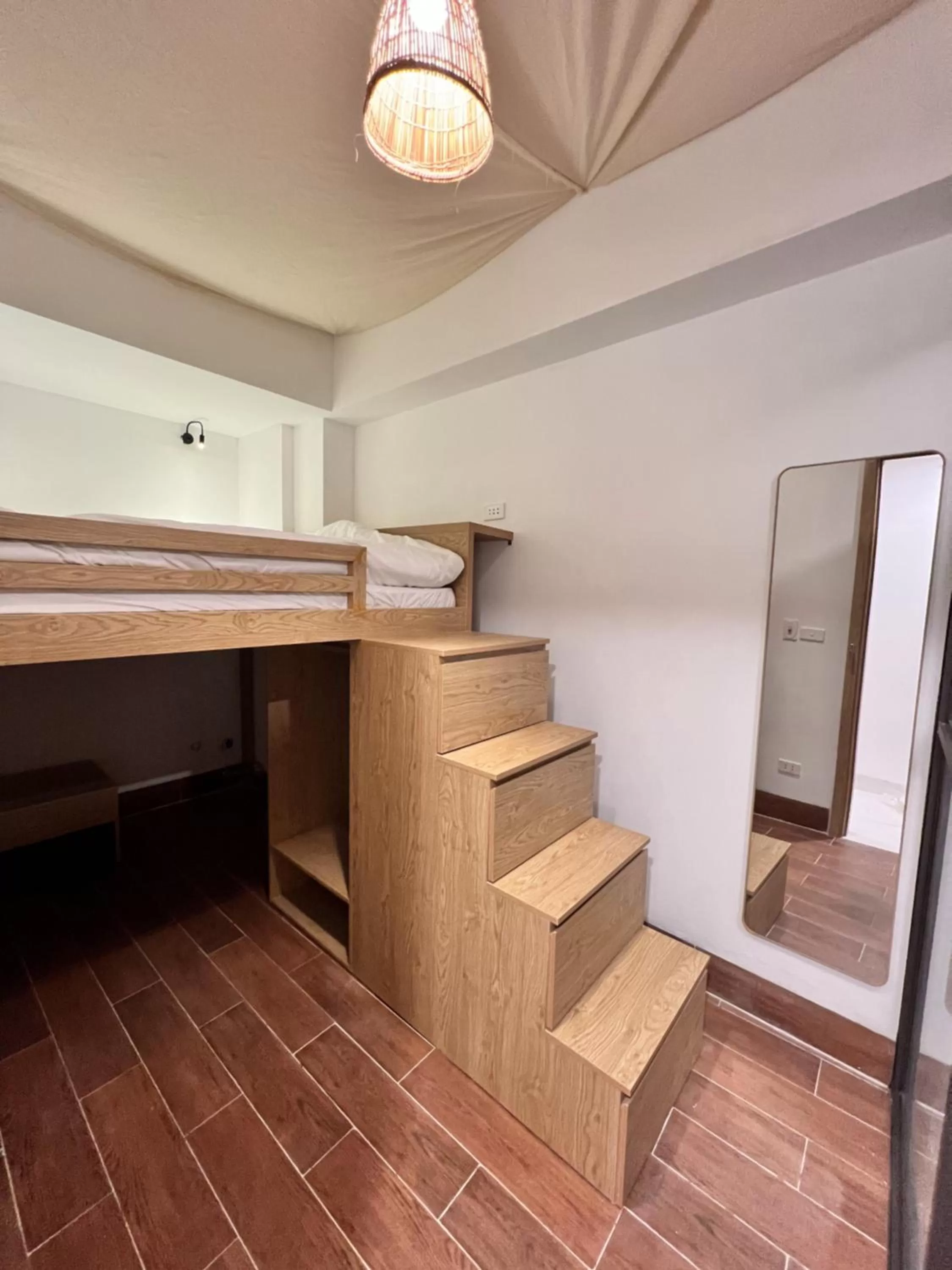 wardrobe in An Nam Corner- Thanh Yen