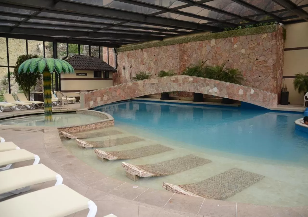 Swimming pool in Hotel y Aguas Termales de Chignahuapan