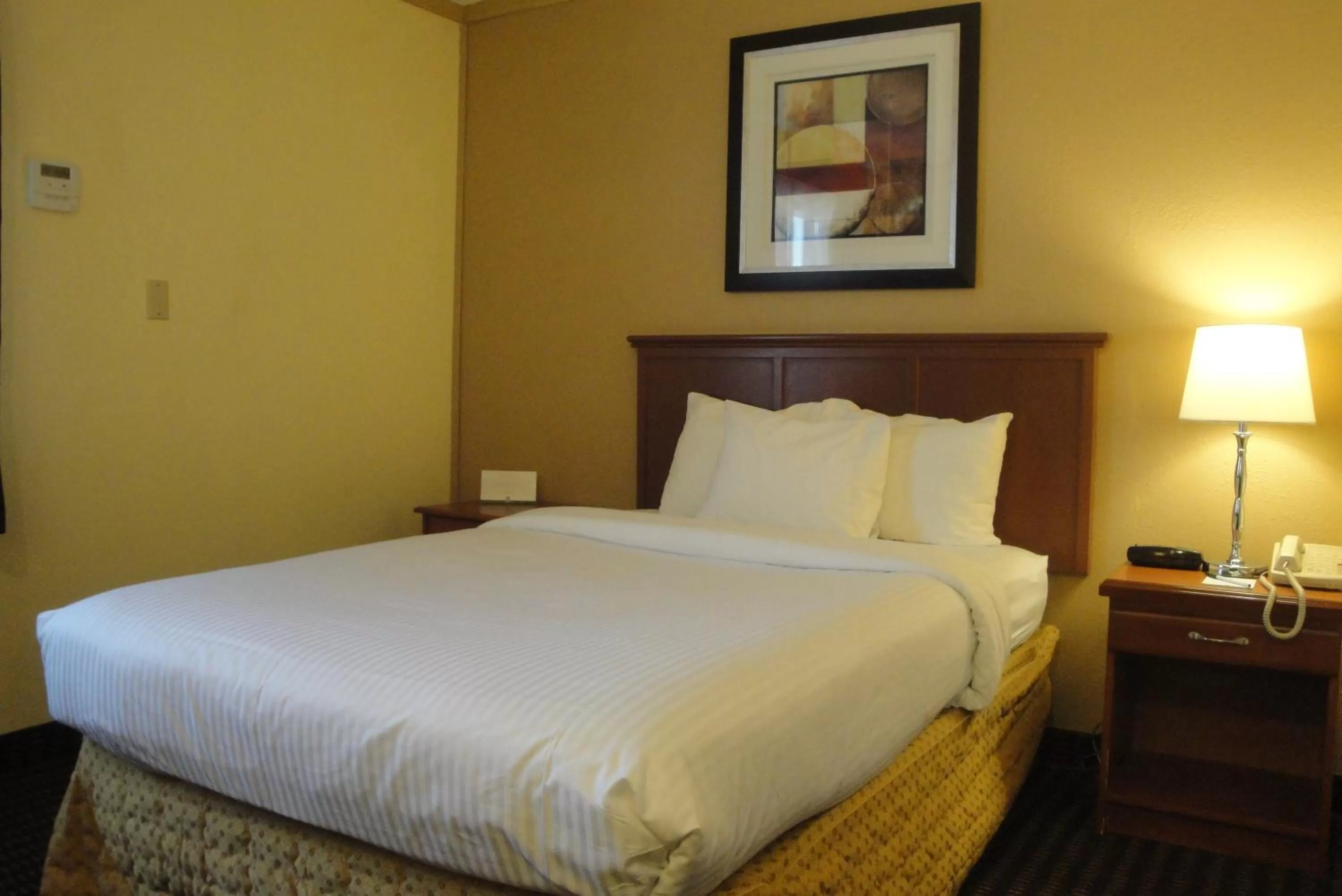 Bed in All Stay Suites