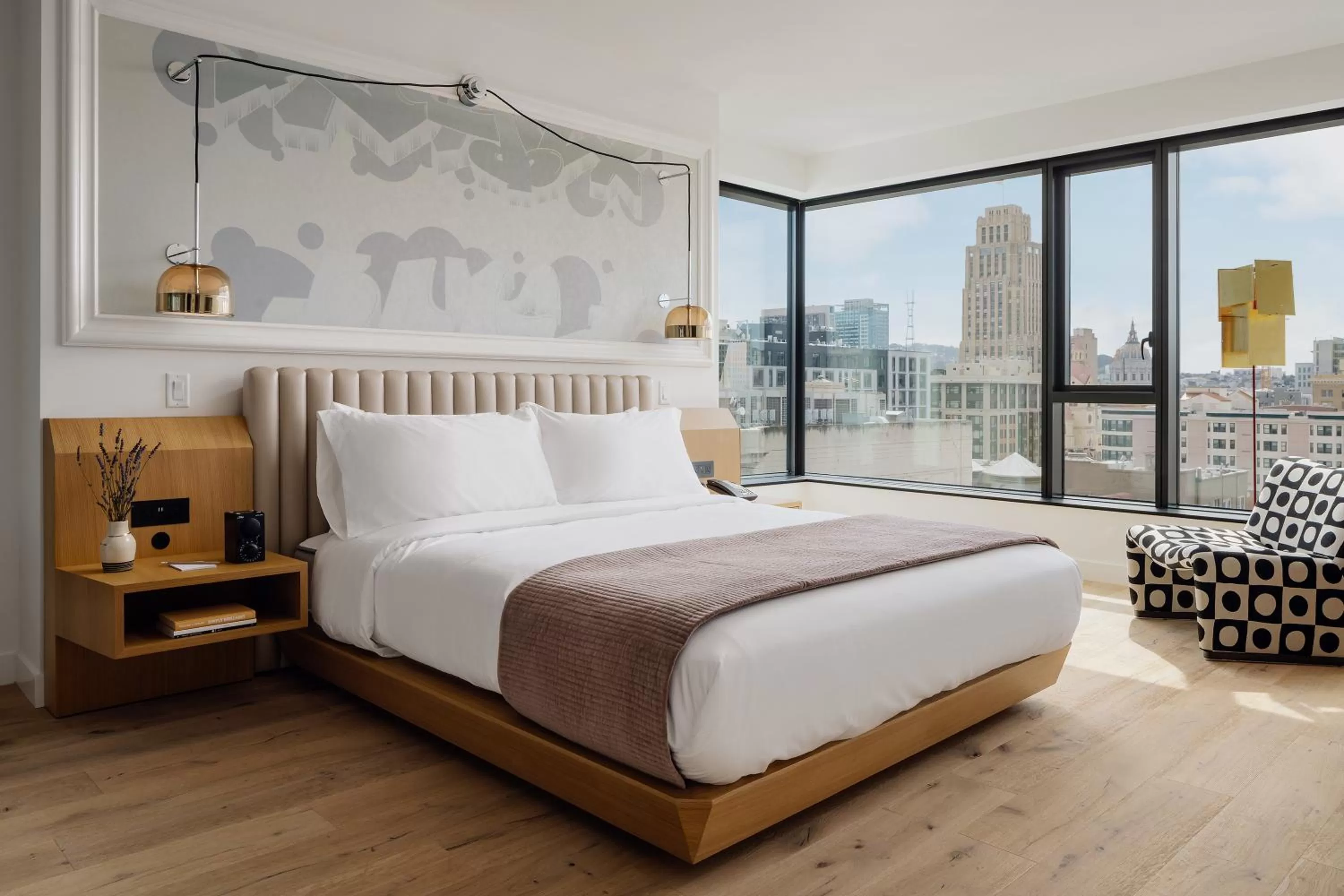 King Suite in The LINE San Francisco