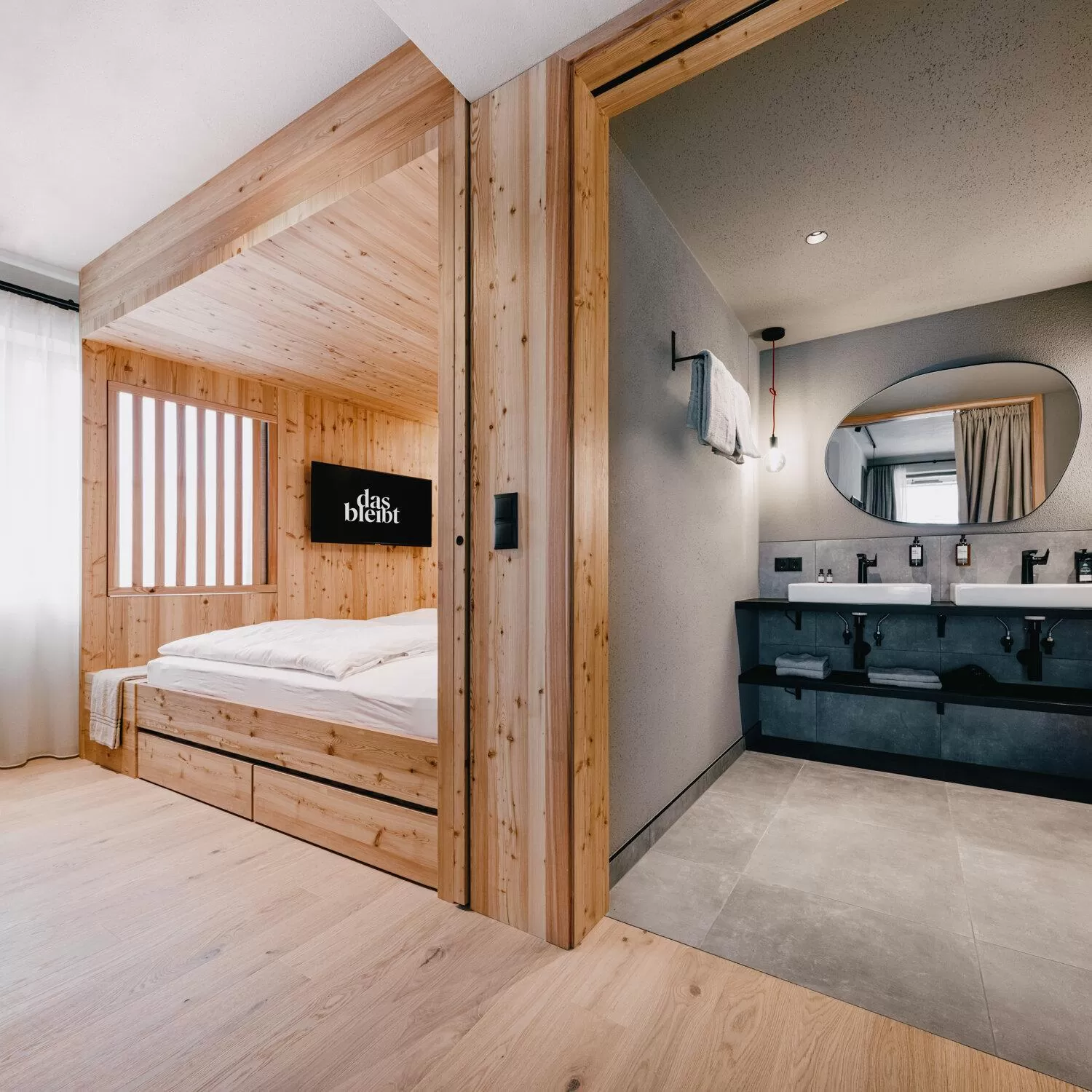 Bed in das bleibt Alpine Suites