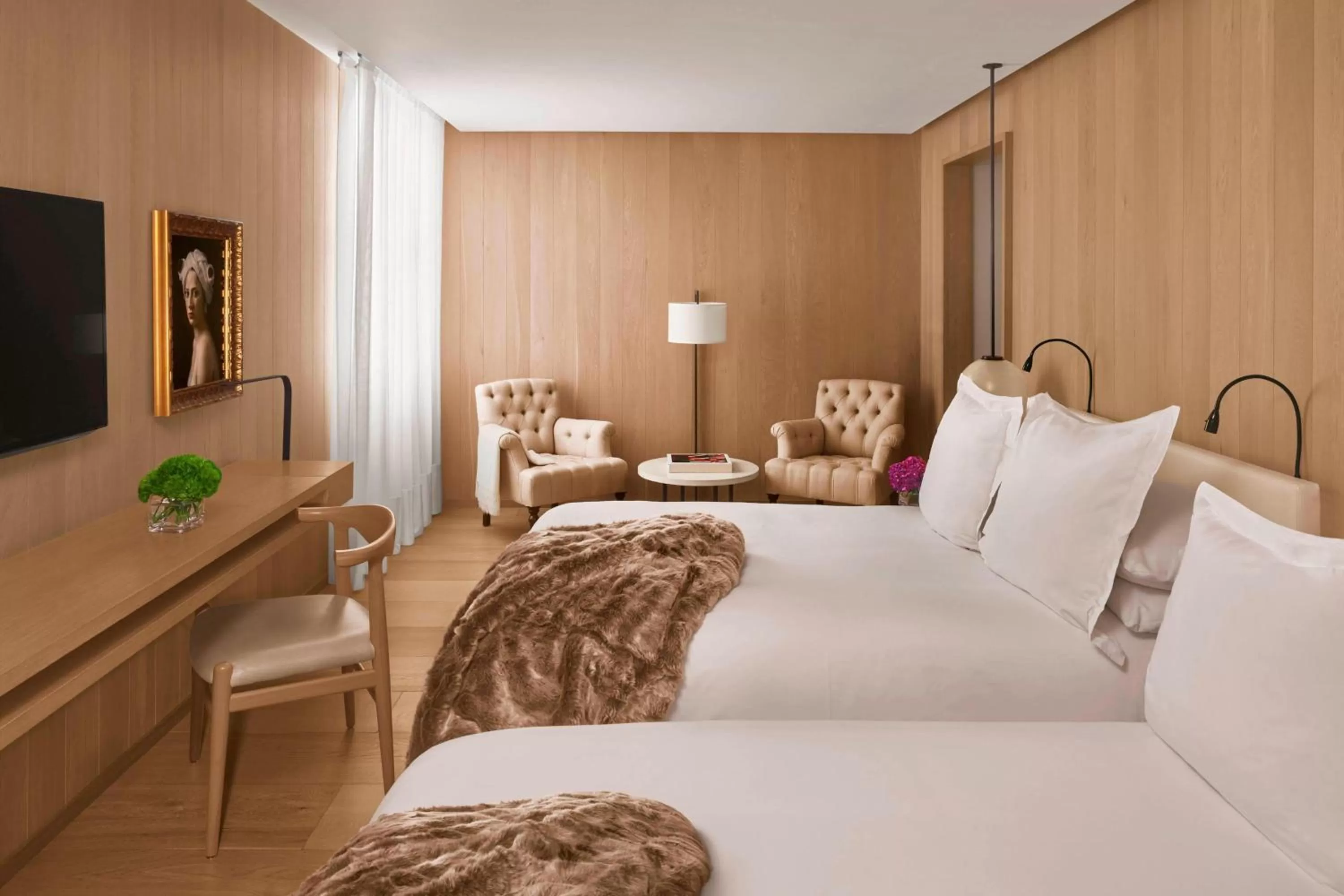 Photo of the whole room, Bed in The London EDITION