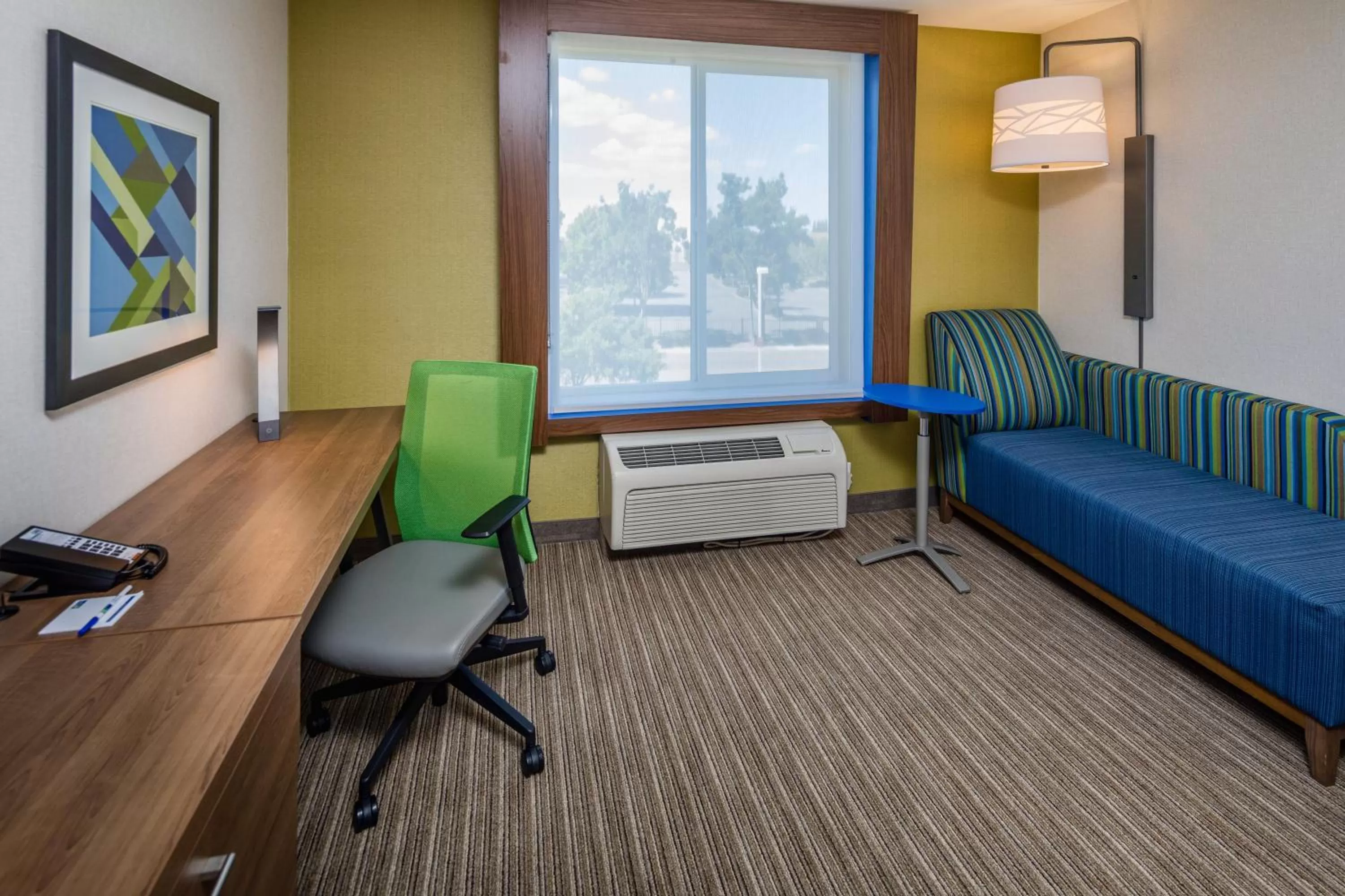 Photo of the whole room in Holiday Inn Express Hotel & Suites Modesto-Salida by IHG