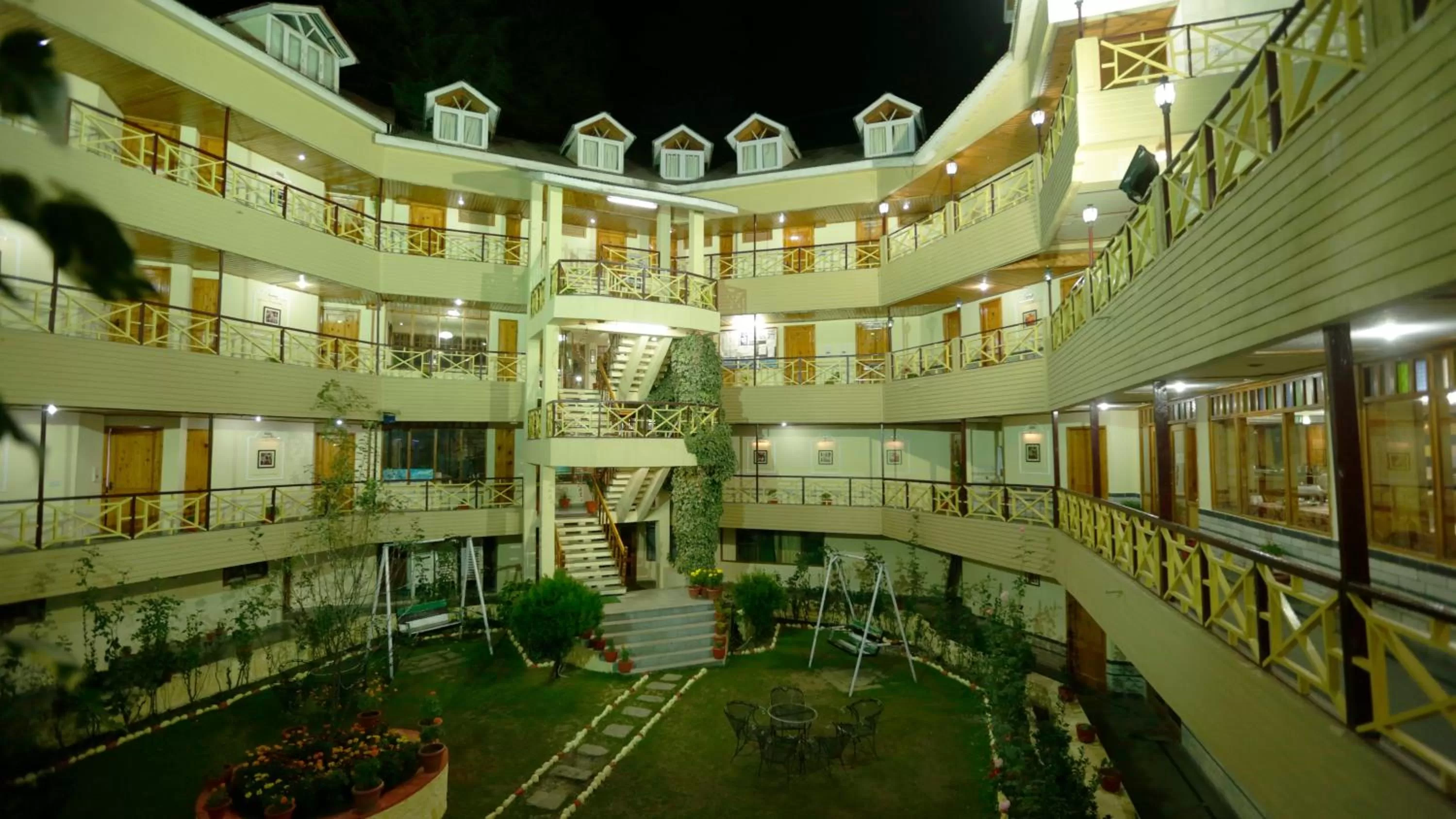 Property building in Snow Valley Resorts & Spa Manali