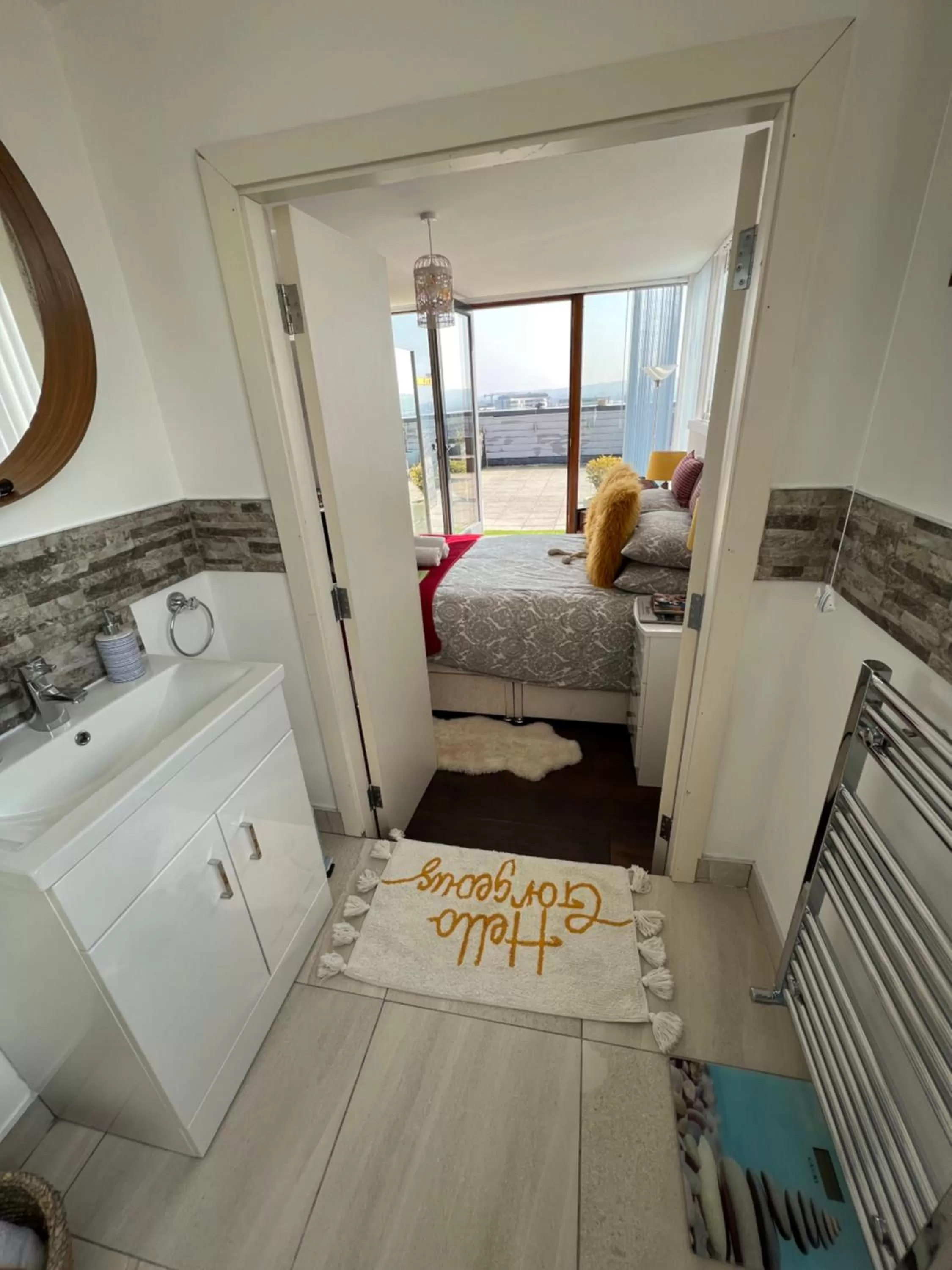 James Clow Bed & Breakfast