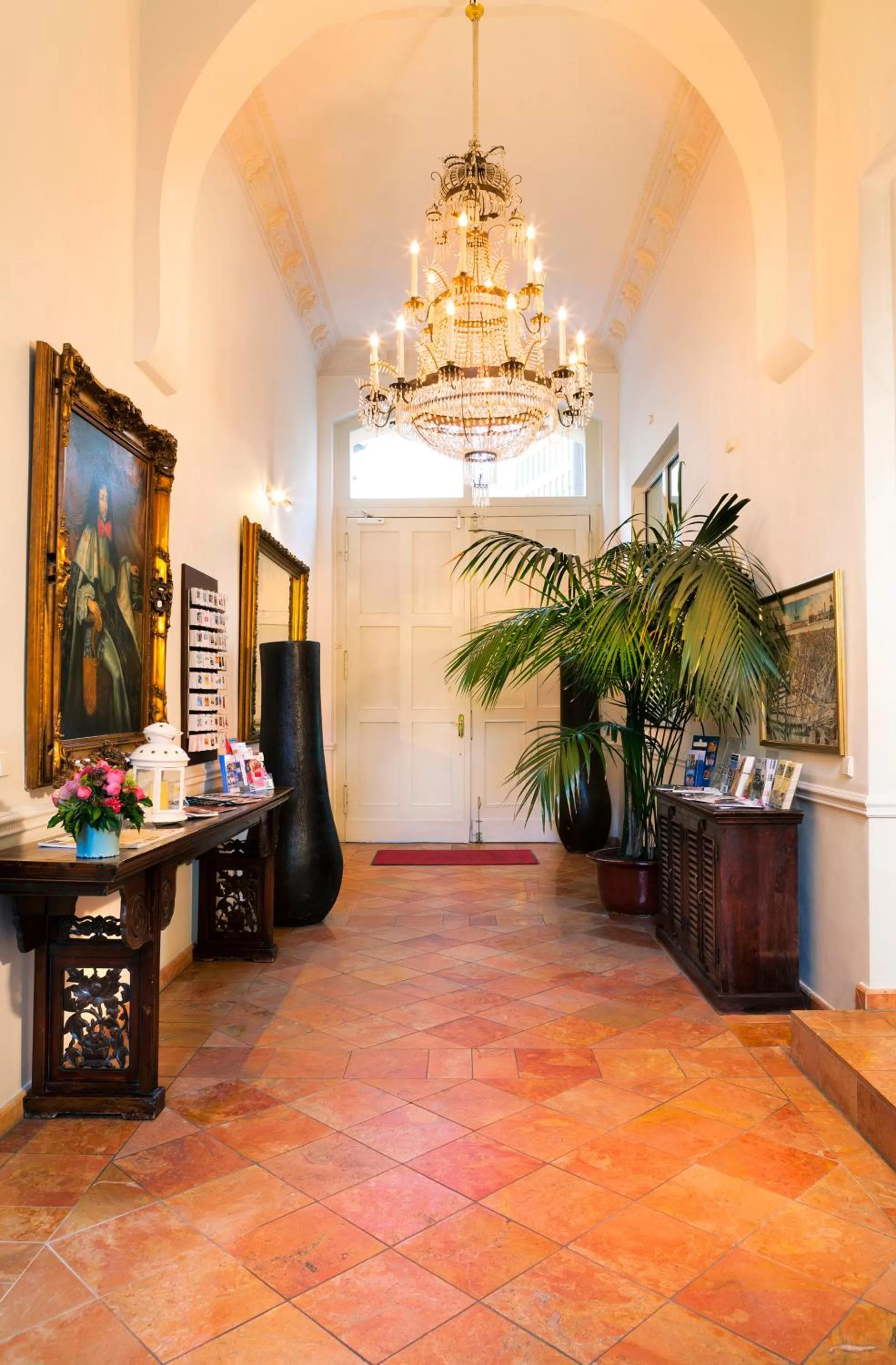 Lobby or reception in THE GATE GARDEN Hotel