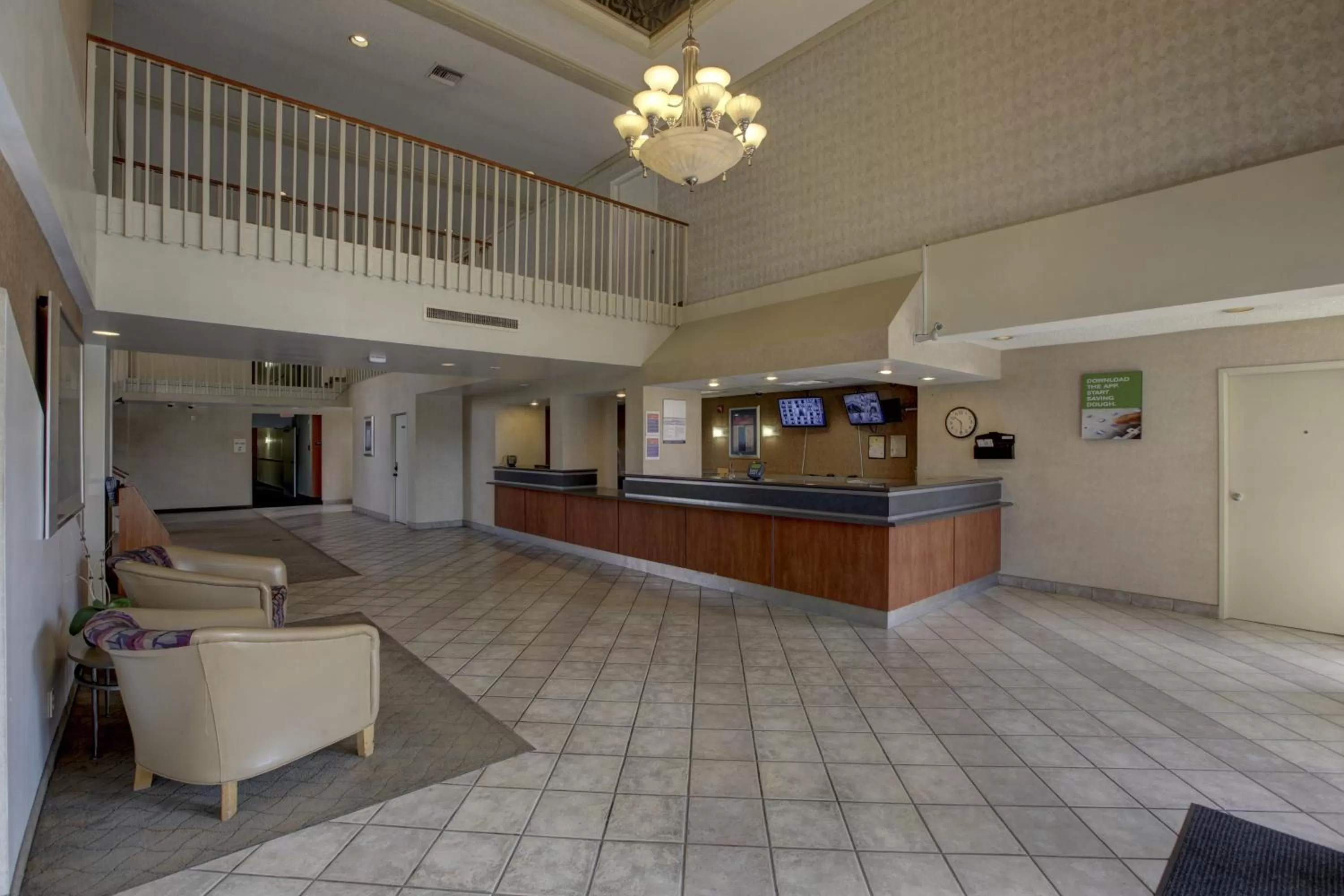 Lobby or reception in Motel 6-Santa Ana, CA - Irvine - Orange County Airport