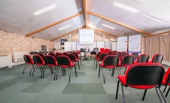 Meeting/conference room in Hotel Restaurant La Dame du Lac