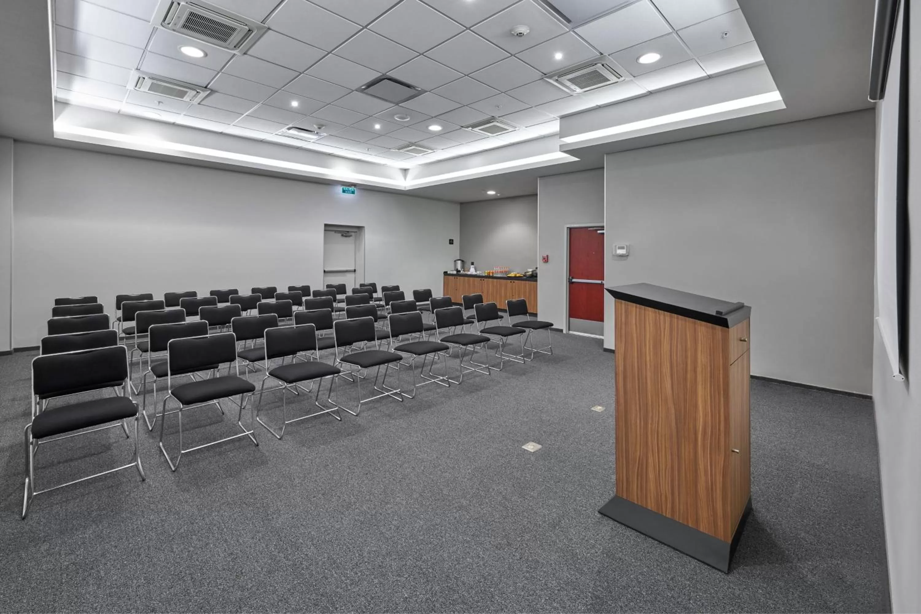 Meeting/conference room in City Express by Marriott Monterrey Santa Catarina