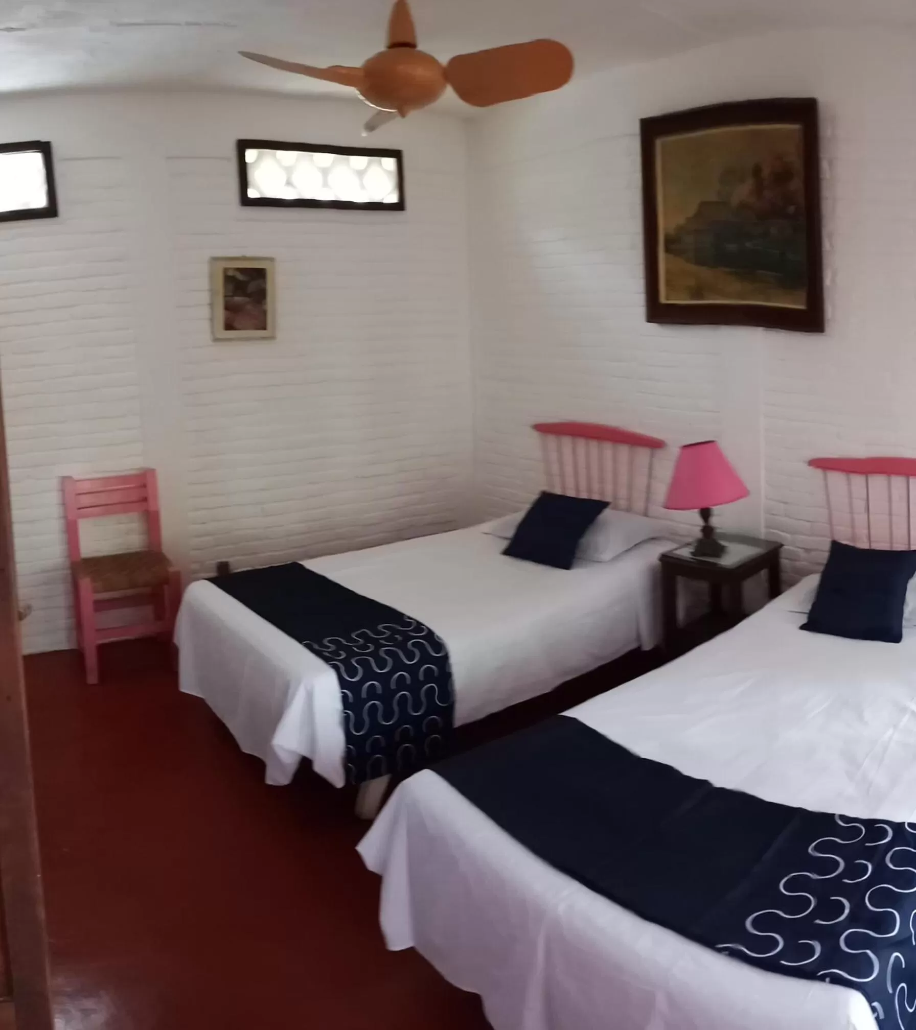 Bedroom, Bed in Hotel Mision, Acapulco centro