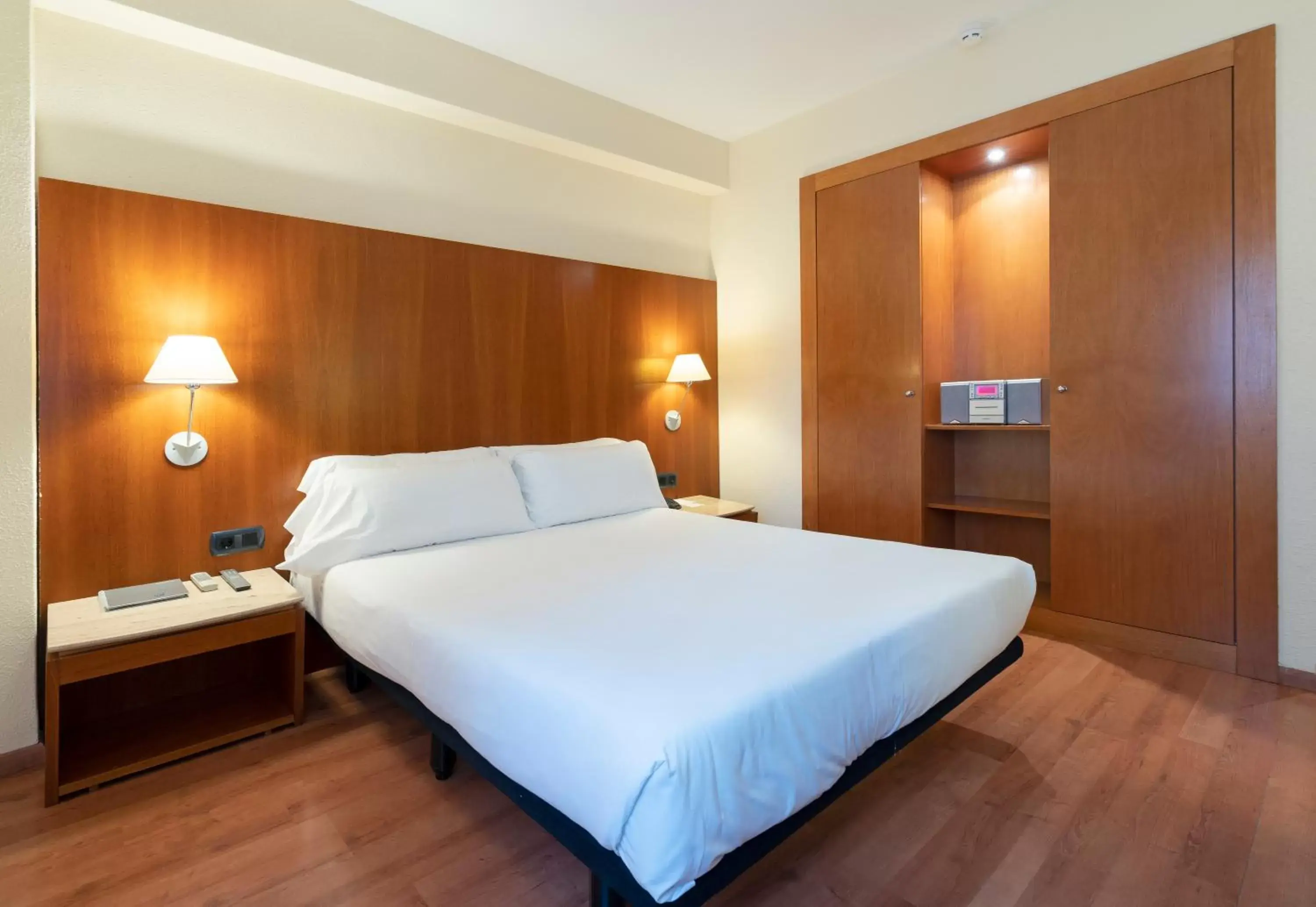 Double Room in Berenguer IV Double Room in Berenguer IV