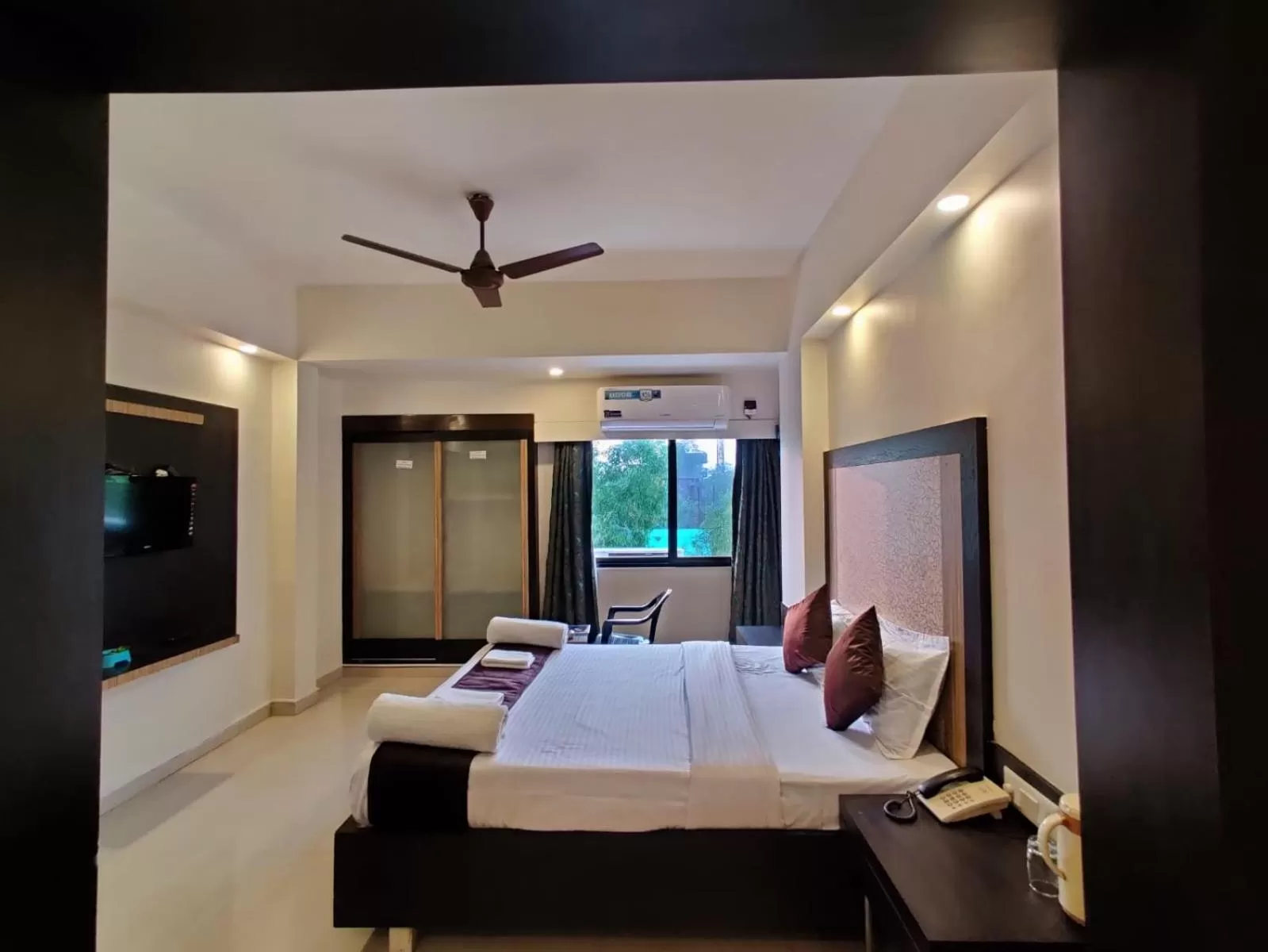 Photo of the whole room, Bed in Hotel Ashwin Igatpuri, Pure Veg & Jain Food