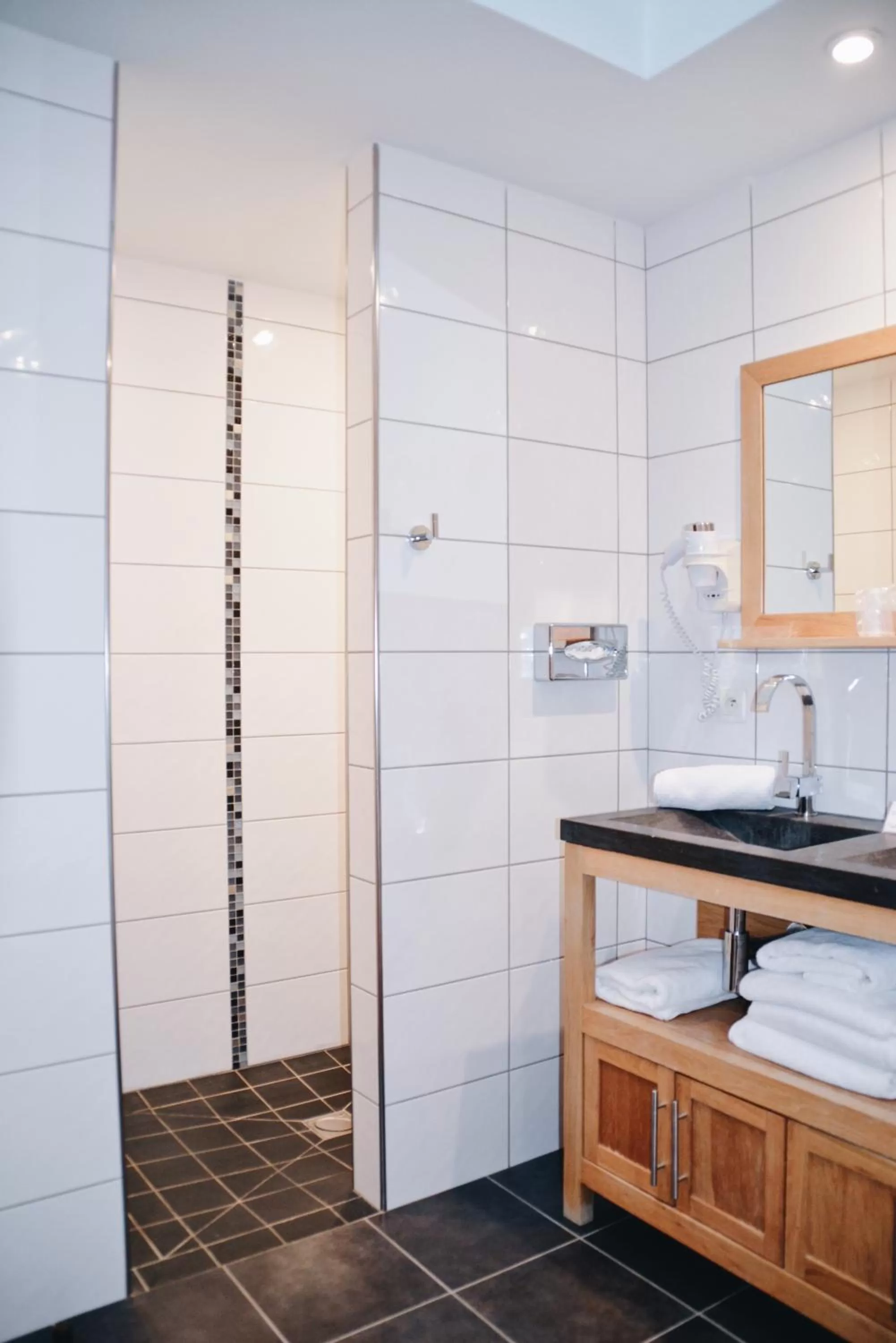 Bathroom in Auberge de Savoie