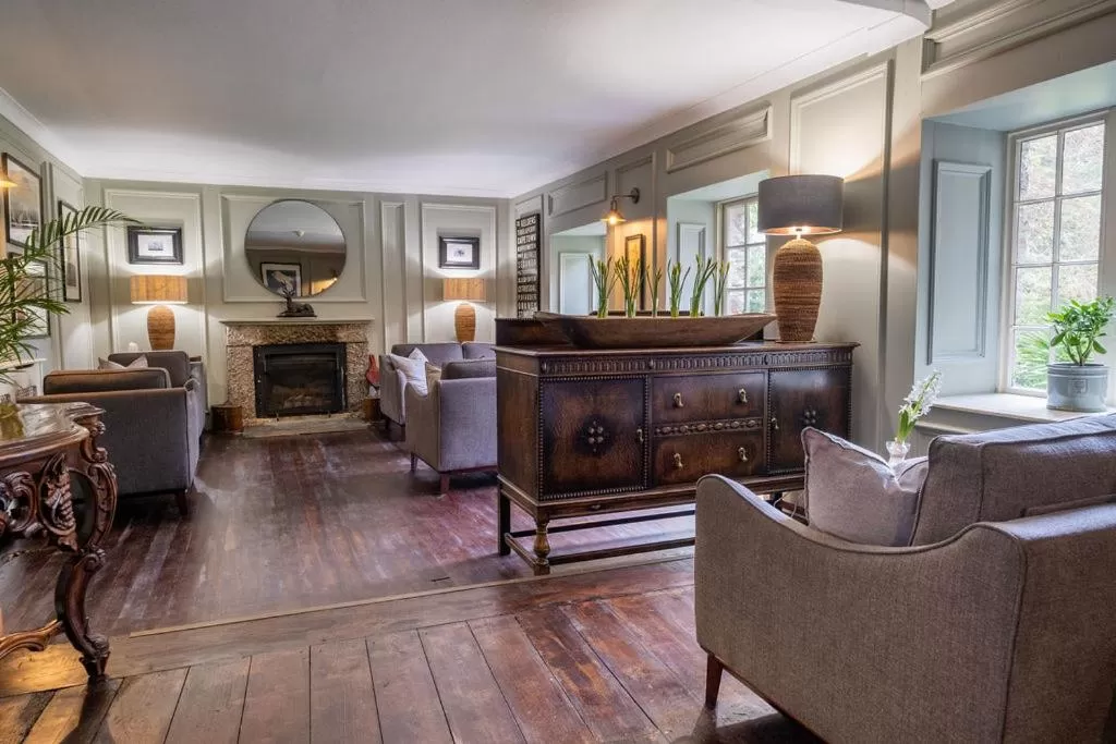 Property building in Boscundle Manor