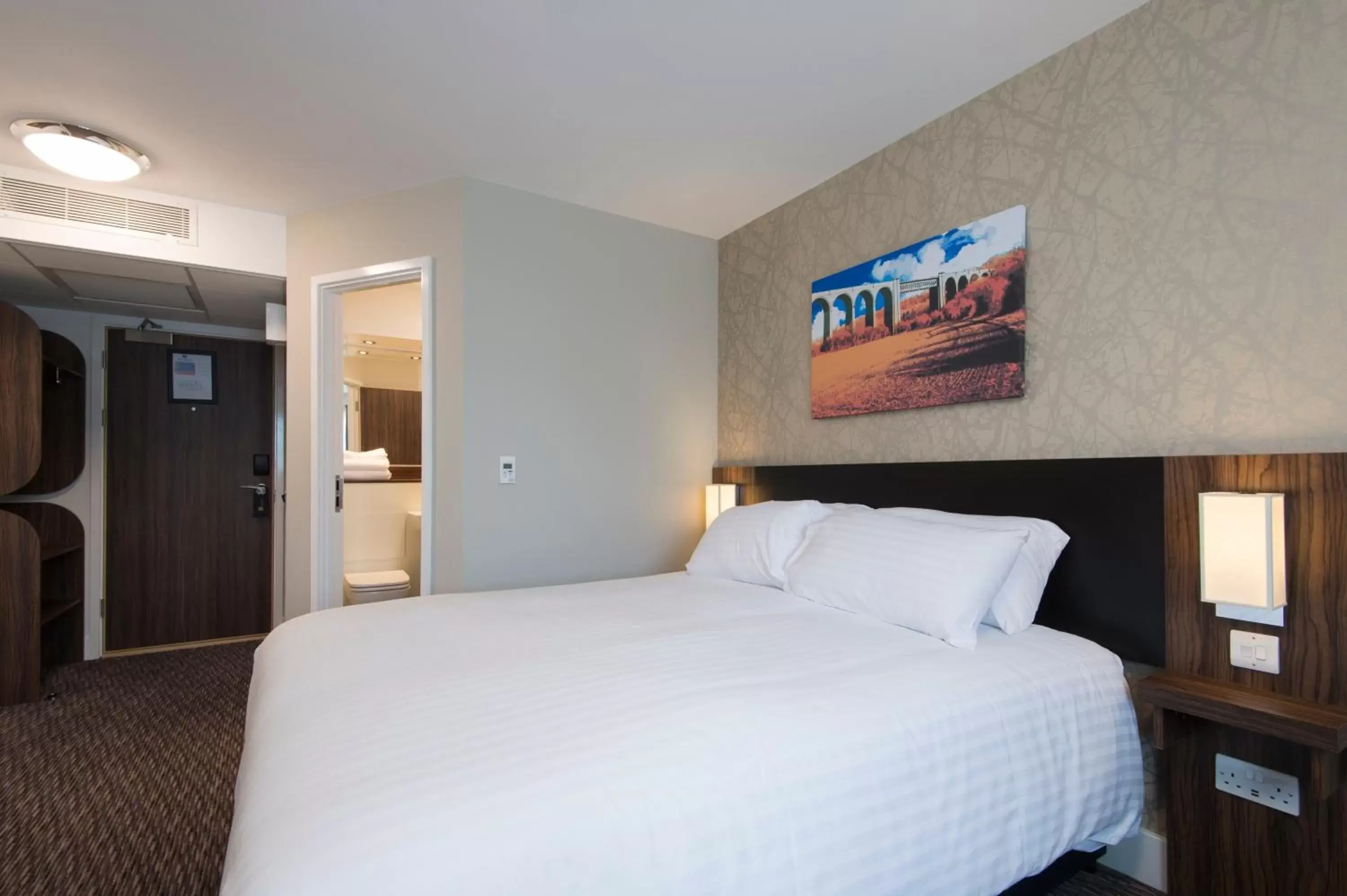 Double or Twin Room in Kings Chamber, Doncaster by Marston's Inns Double or Twin Room in Kings Chamber, Doncaster by Marston's Inns