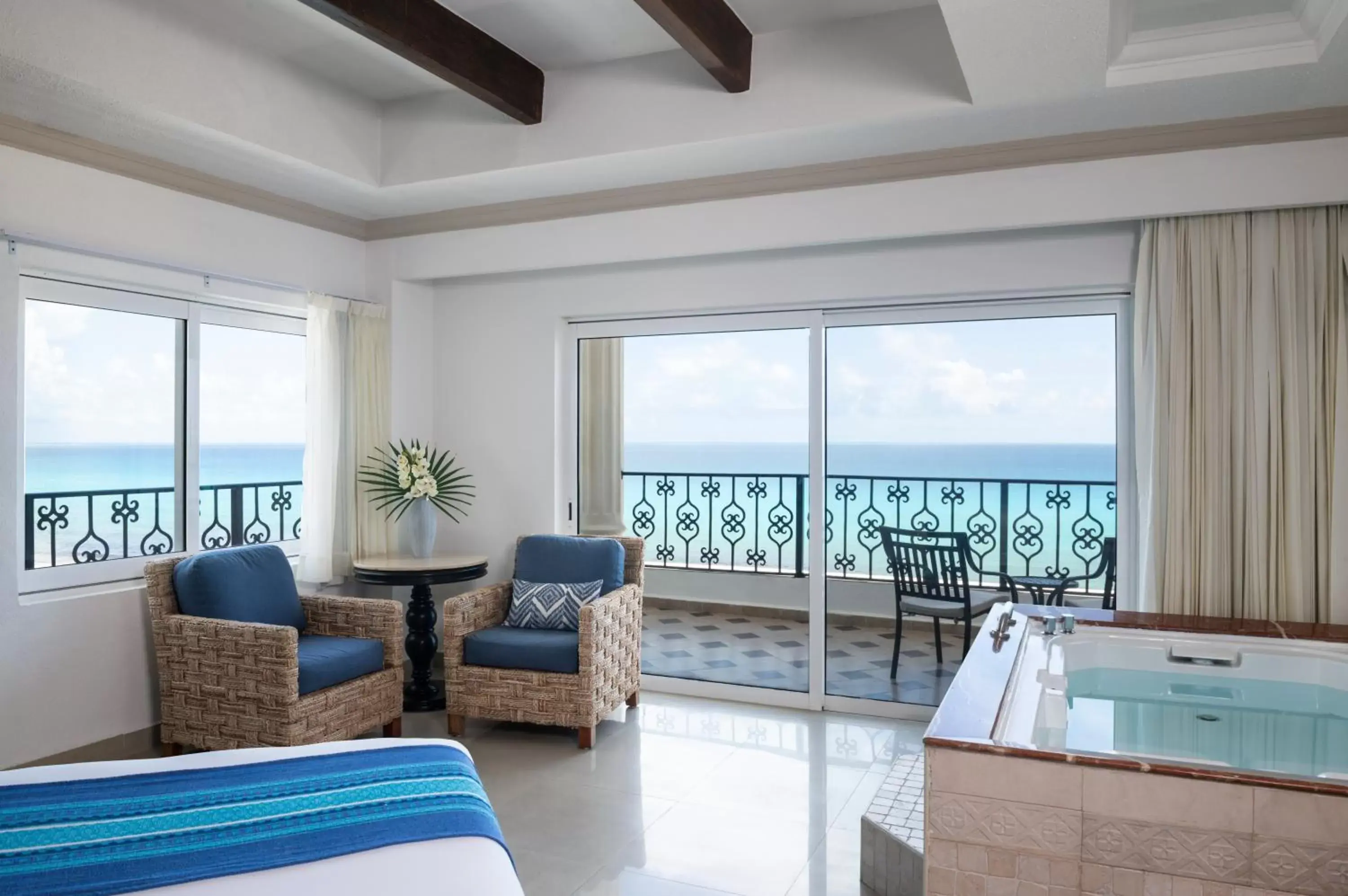 Luxury King Suite - single occupancy - Oceanfront in Hyatt Zilara Cancun - All Inclusive - Adults Only Luxury King Suite - single occupancy - Oceanfront in Hyatt Zilara Cancun - All Inclusive - Adults Only