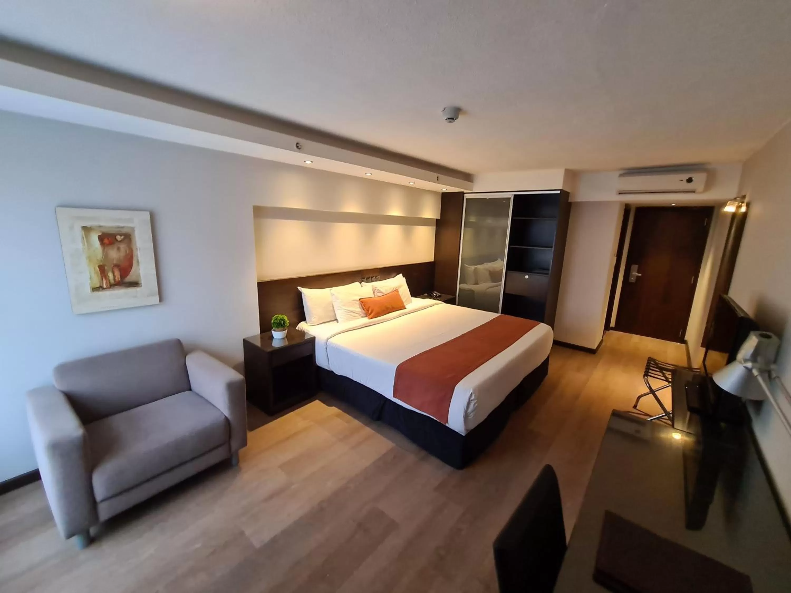 Photo of the whole room, Bed in Crystal Tower
