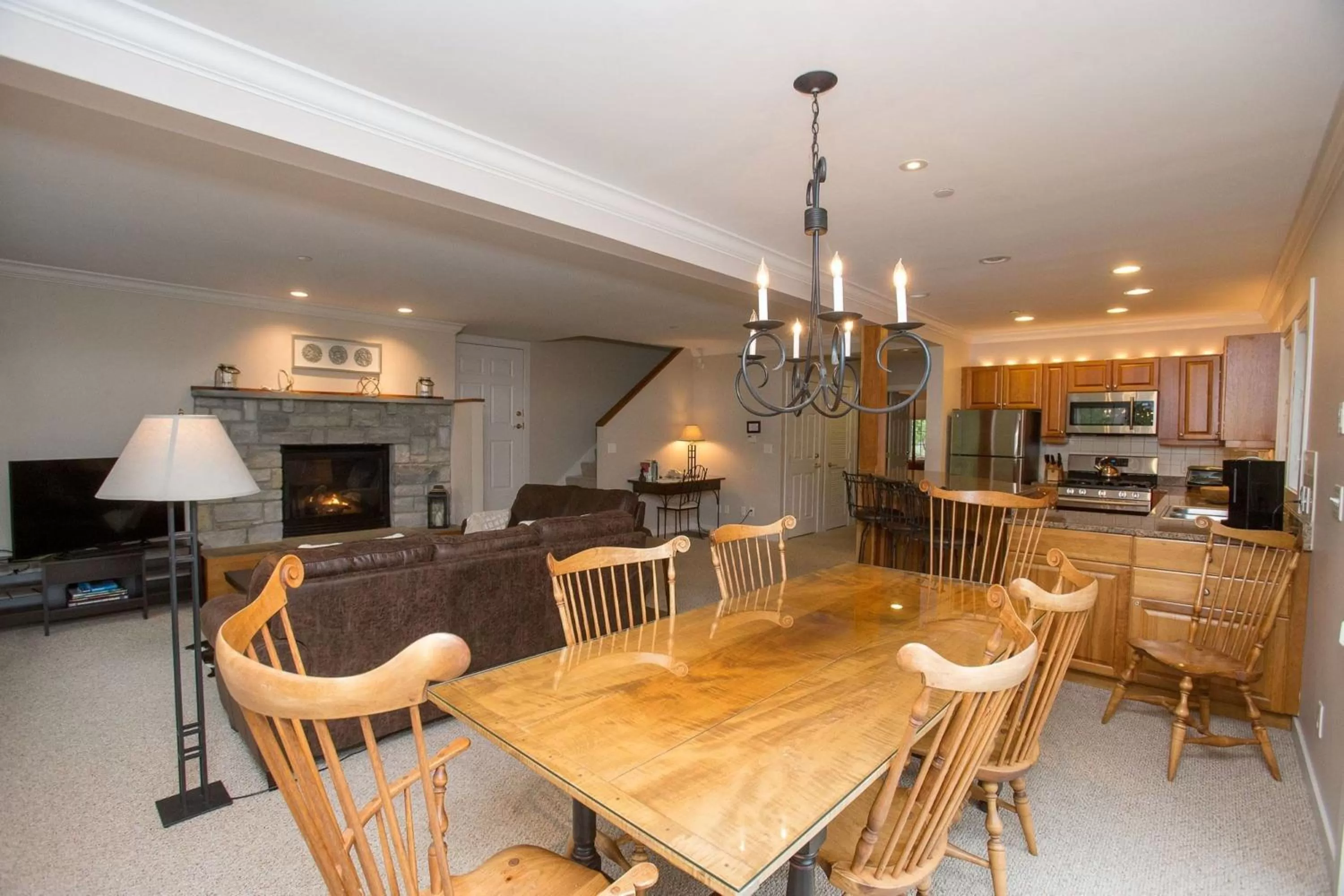 Dining area in Topnotch Resort