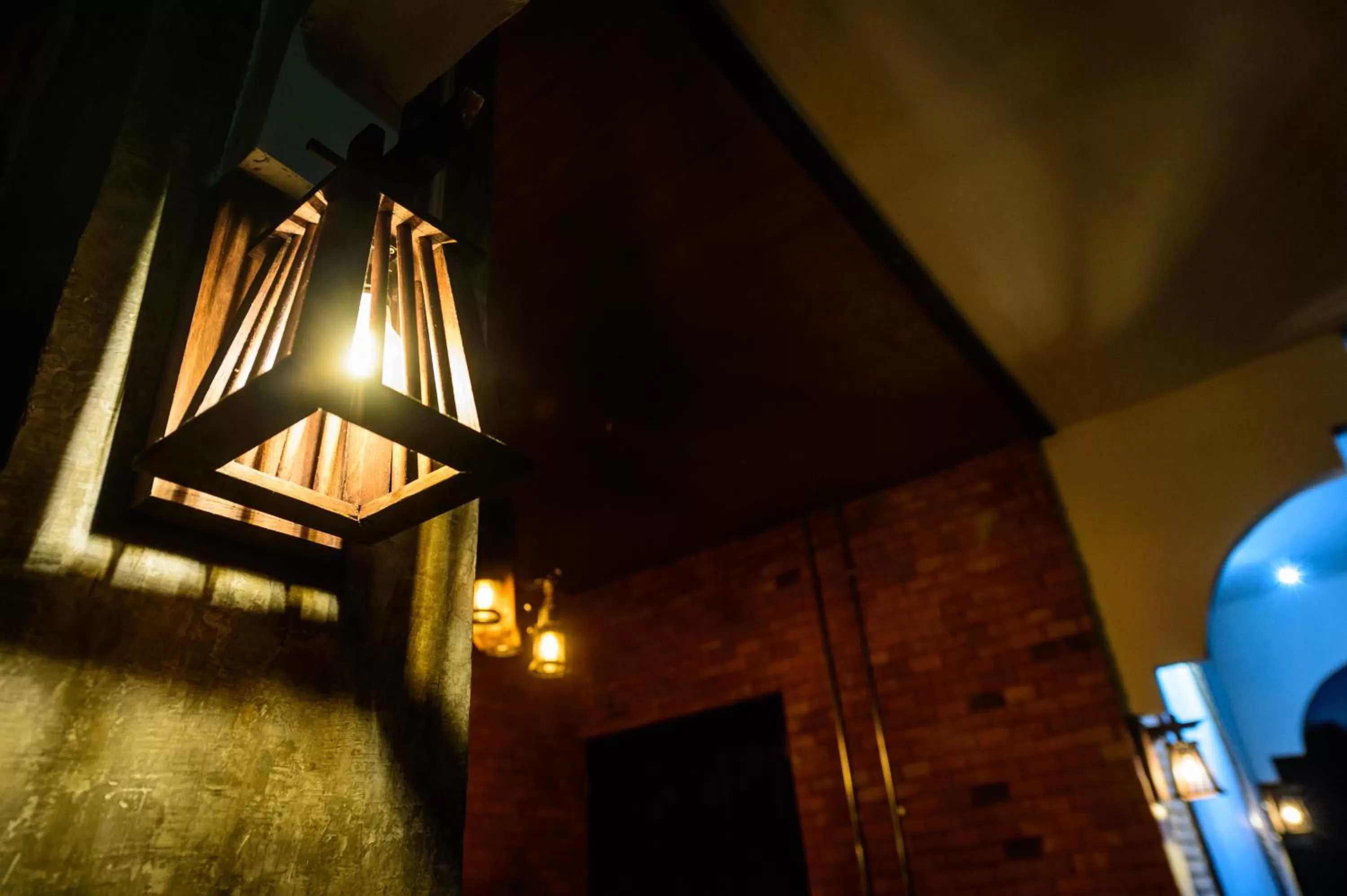 Property building in Huan Amphan