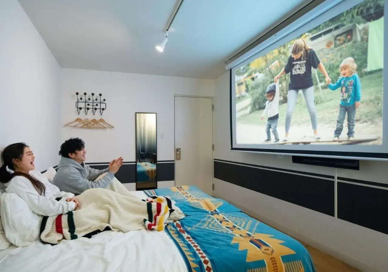 Theater King or Twin Room with Private Bathroom - single occupancy in Hotel Graphy Nezu Theater King or Twin Room with Private Bathroom - single occupancy in Hotel Graphy Nezu