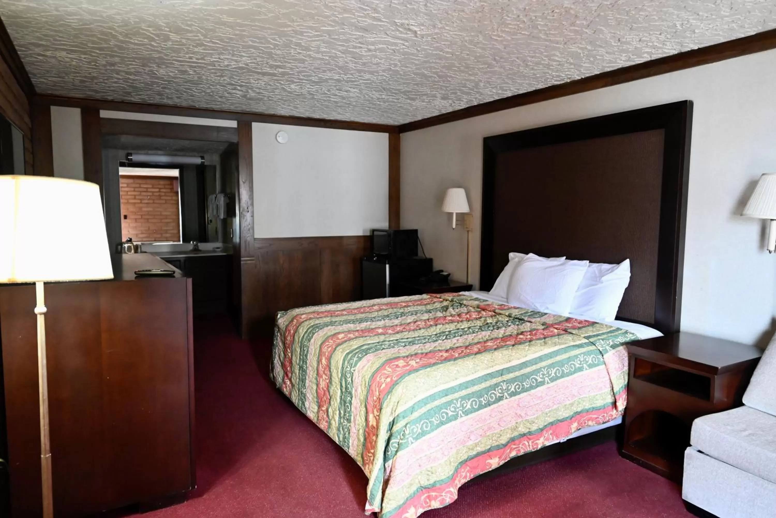 Rittiman Inn and Suites