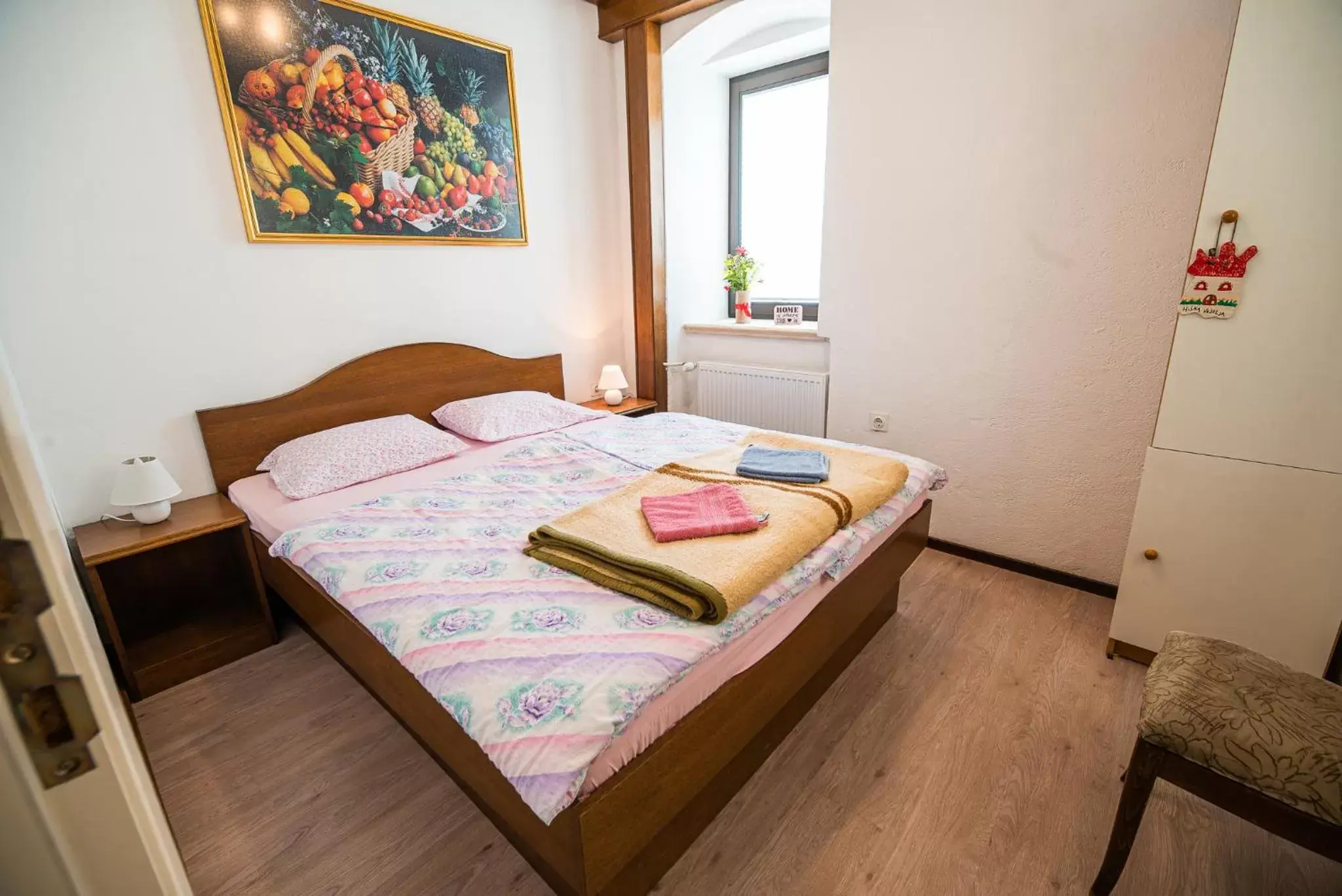 Family Room with Bathroom in Cvet gora - Camping, Glamping and Accomodations Family Room with Bathroom in Cvet gora - Camping, Glamping and Accomodations