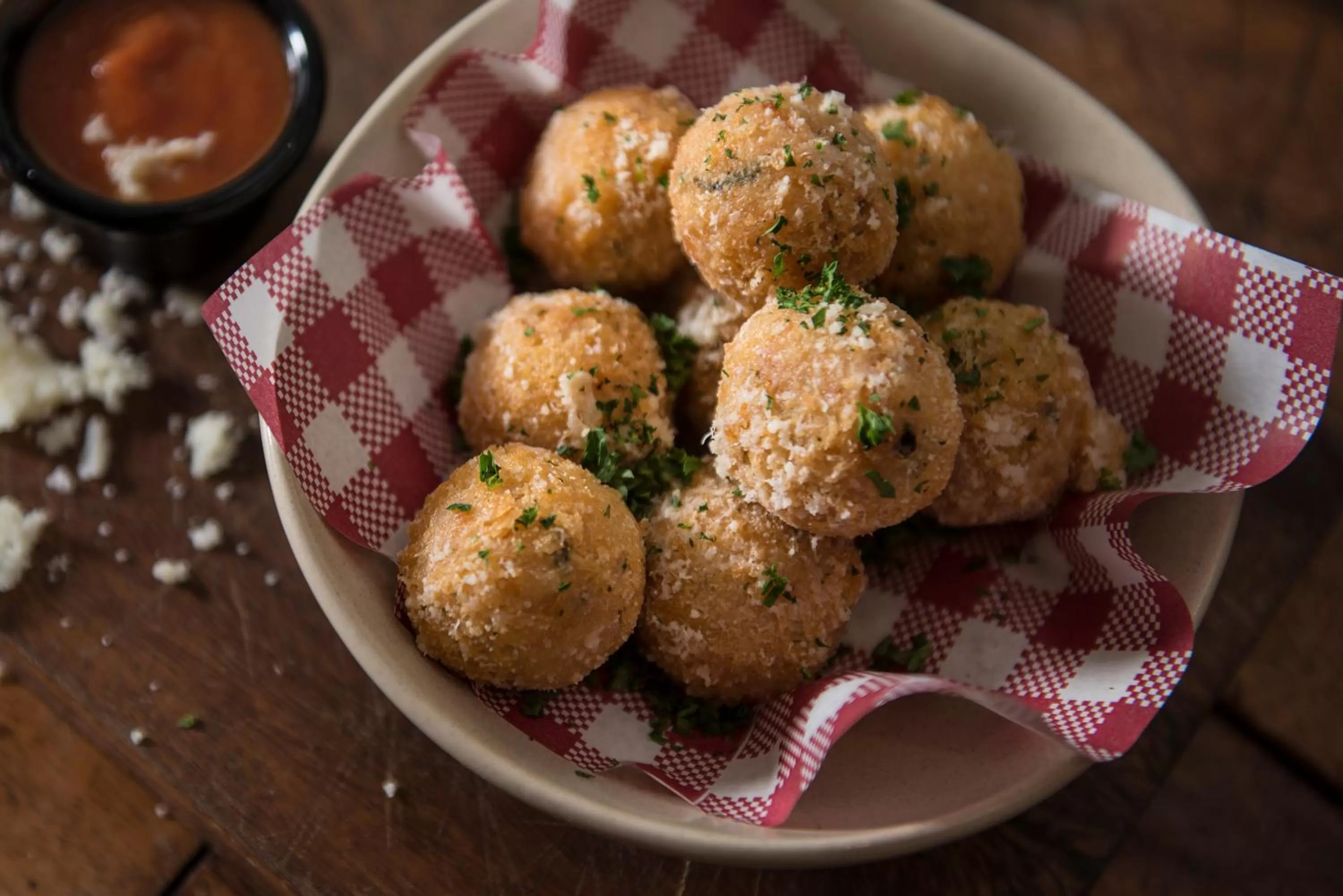 Restaurant/places to eat in Hotel Bondi