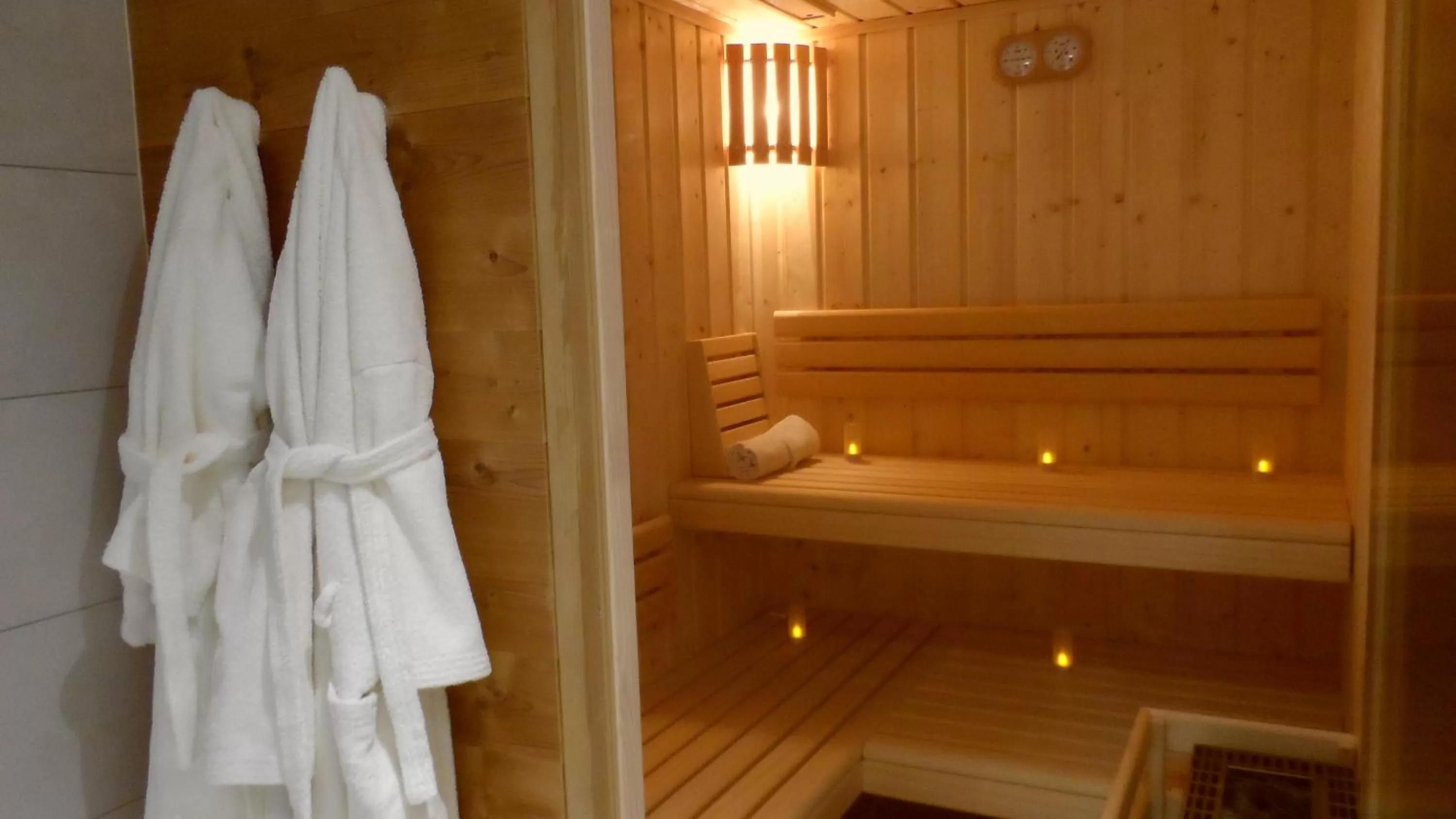 Sauna in Les Loges Du Parc