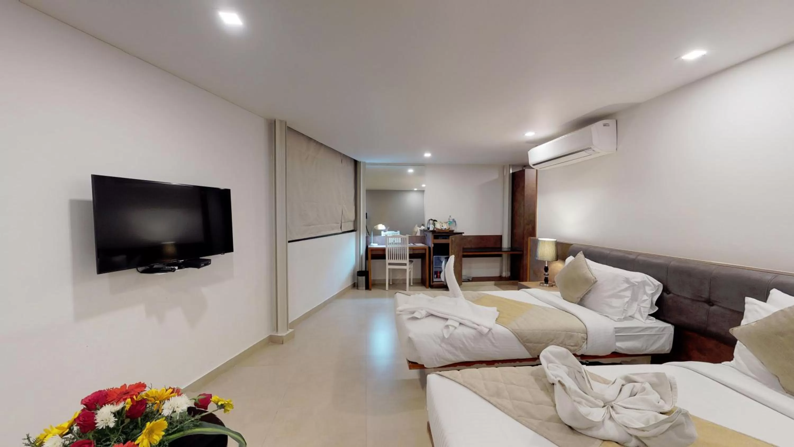 Bed in Shivas Gateway