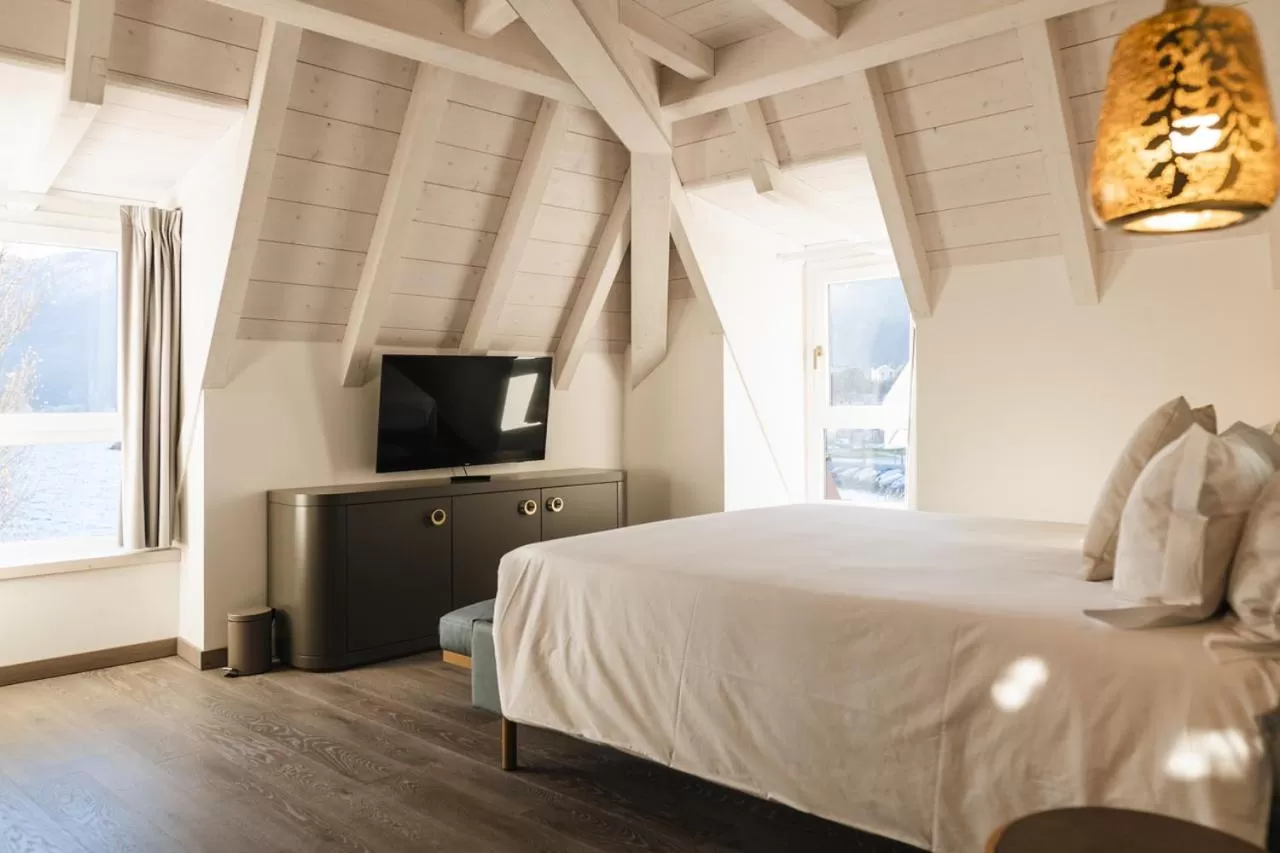 Bed in LUXURY SUITES ROCOPOM - Lake Front