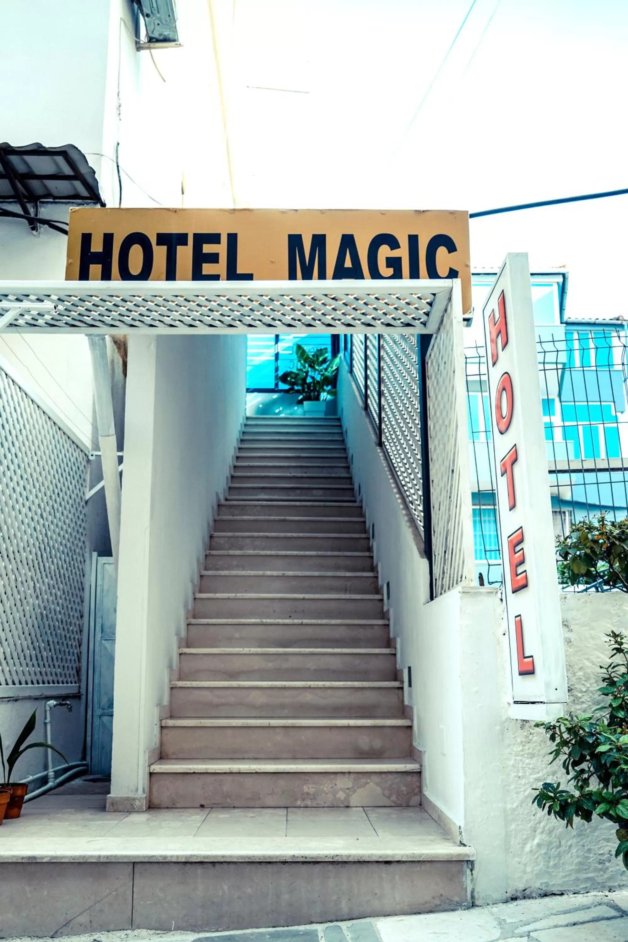 Facade/entrance, Property Logo/Sign in Hotel Magic