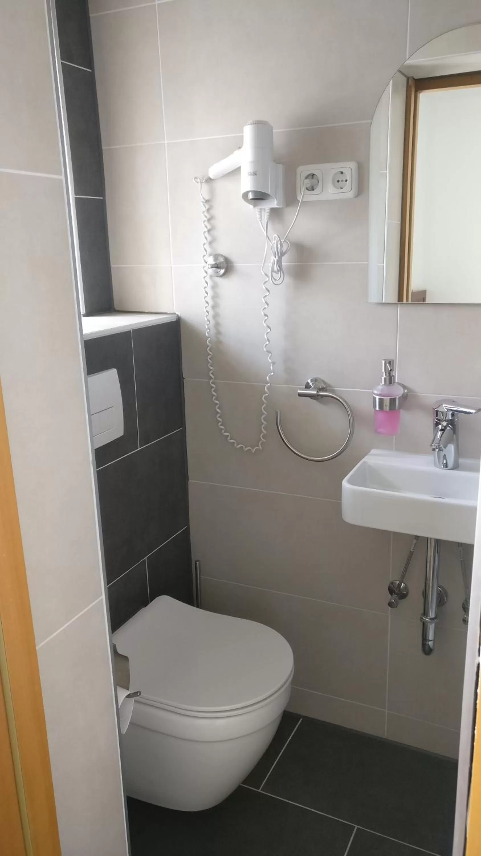 Bathroom in Hotel Goldene Traube