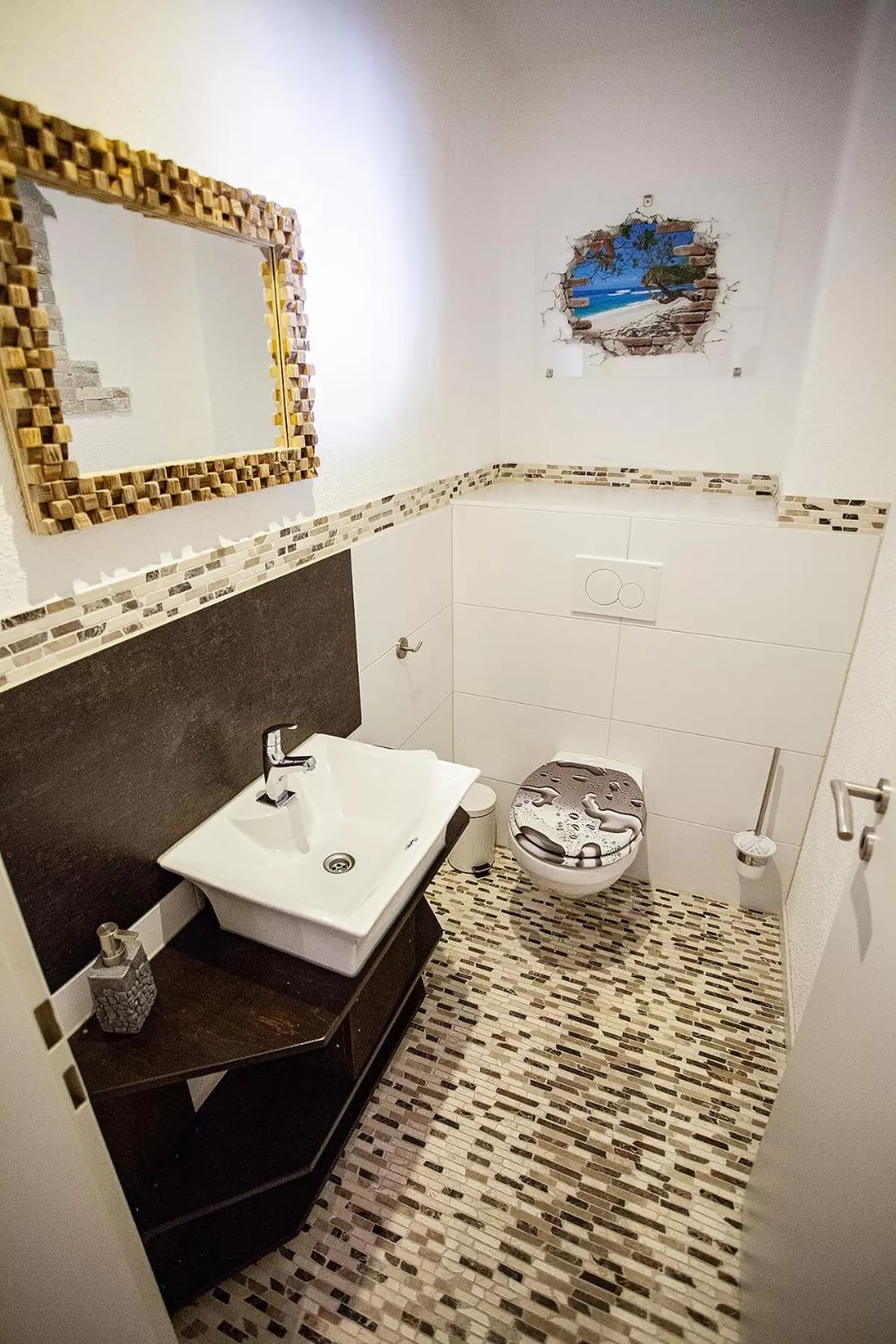 Toilet in Hotel Ochsen