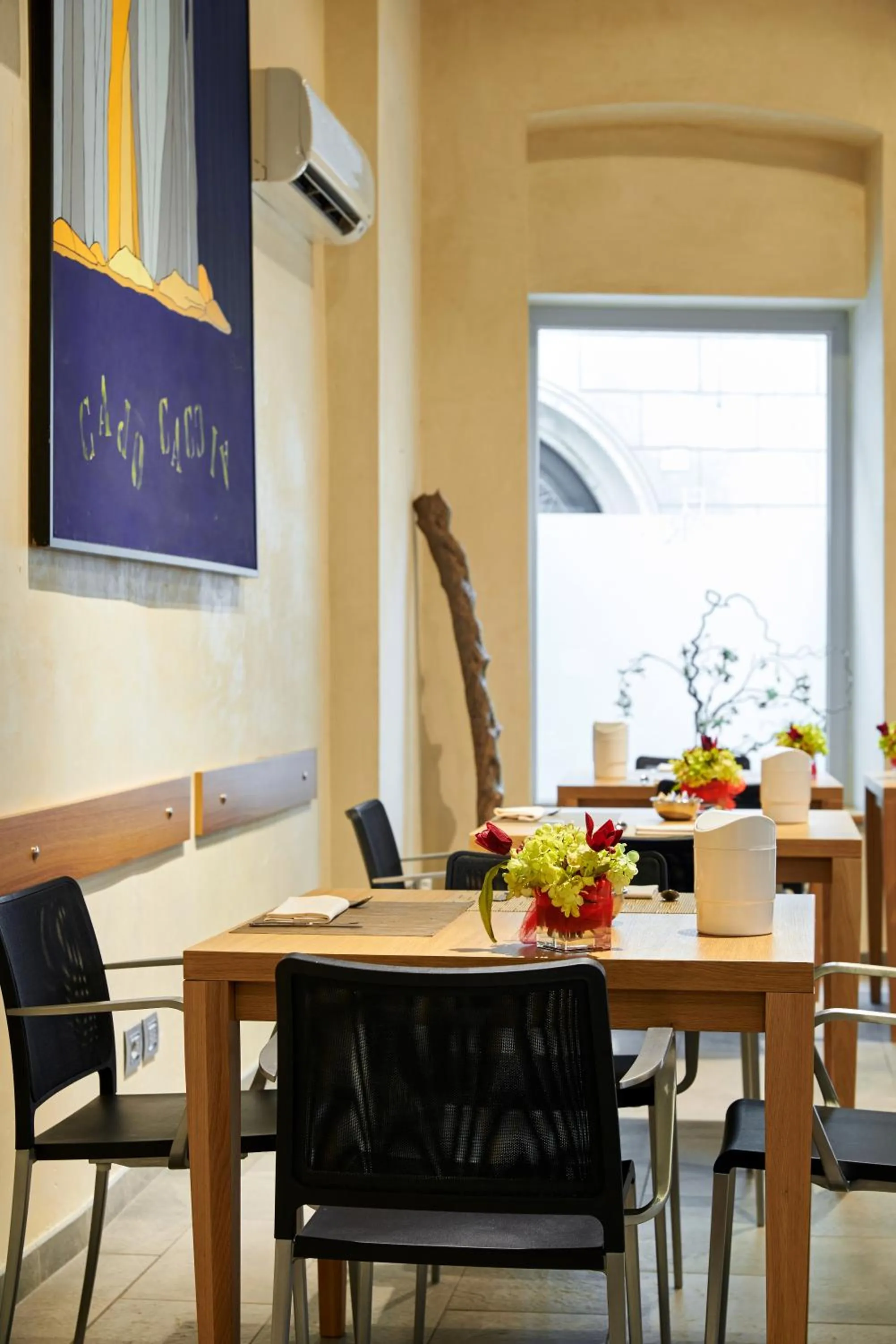 Restaurant/places to eat in San Rocco Hotel