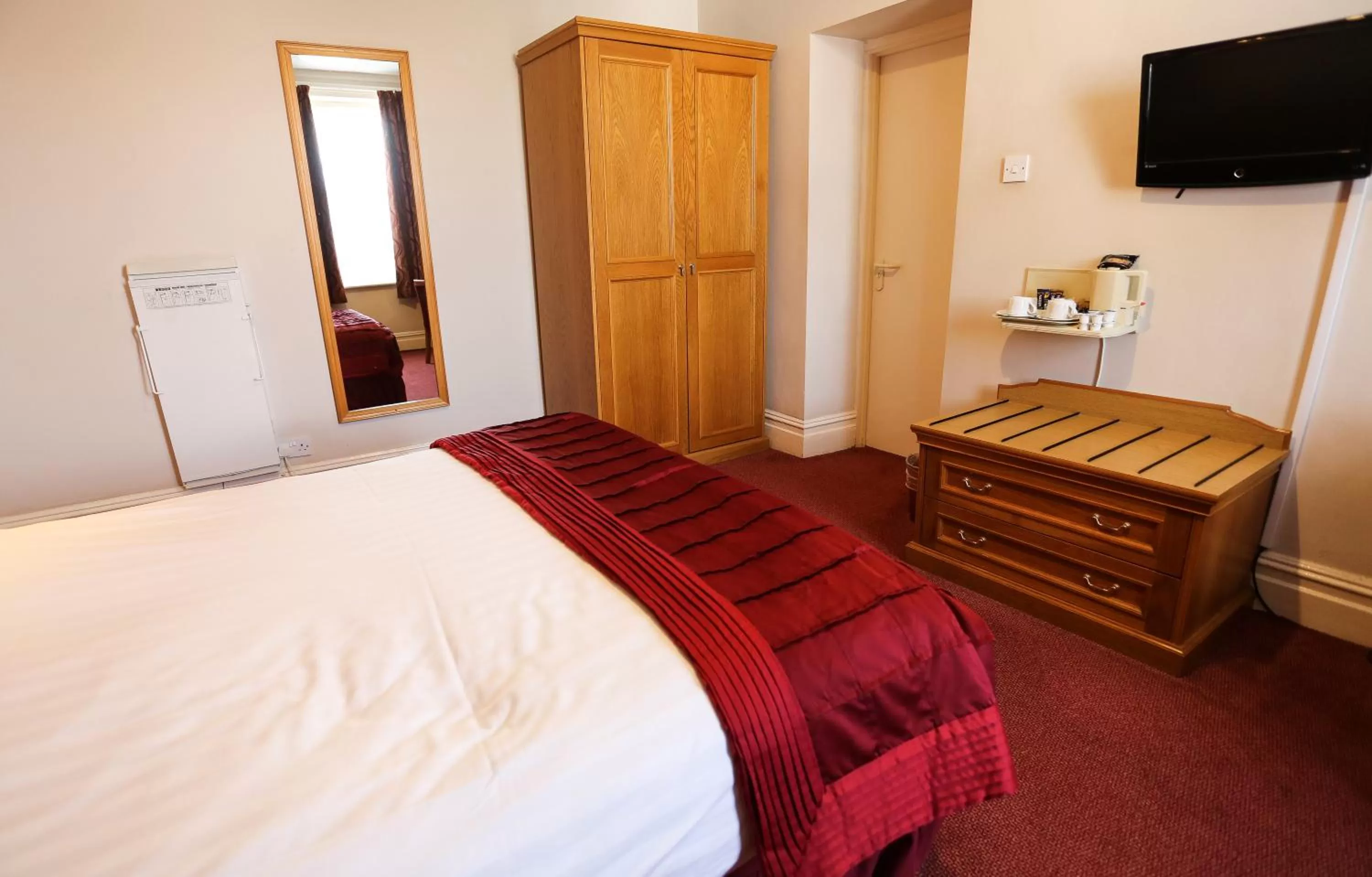 Decorative detail, Bed in Royal Exeter Hotel