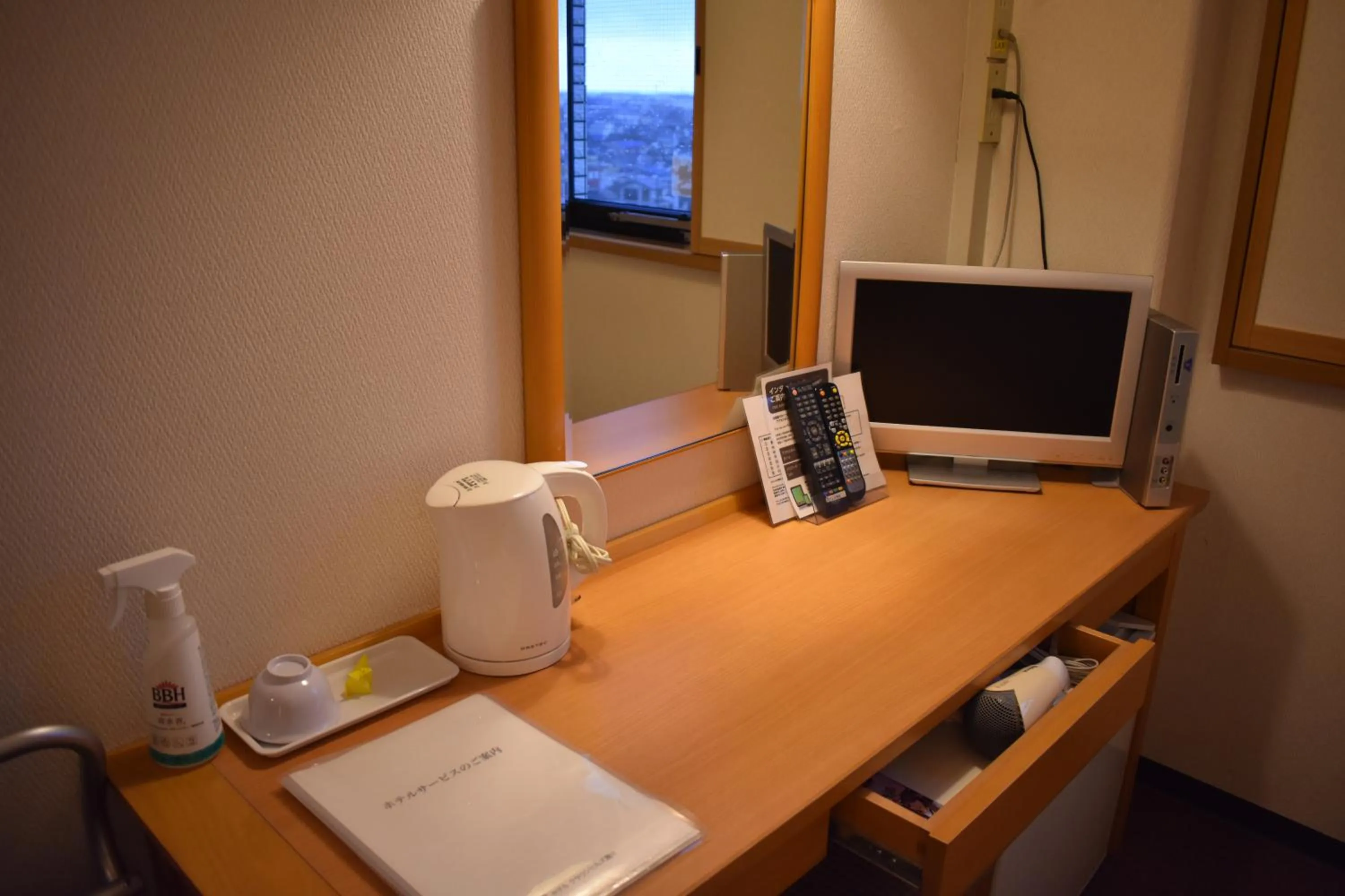 Photo of the whole room in Hotel Crown Hills Toyokawa