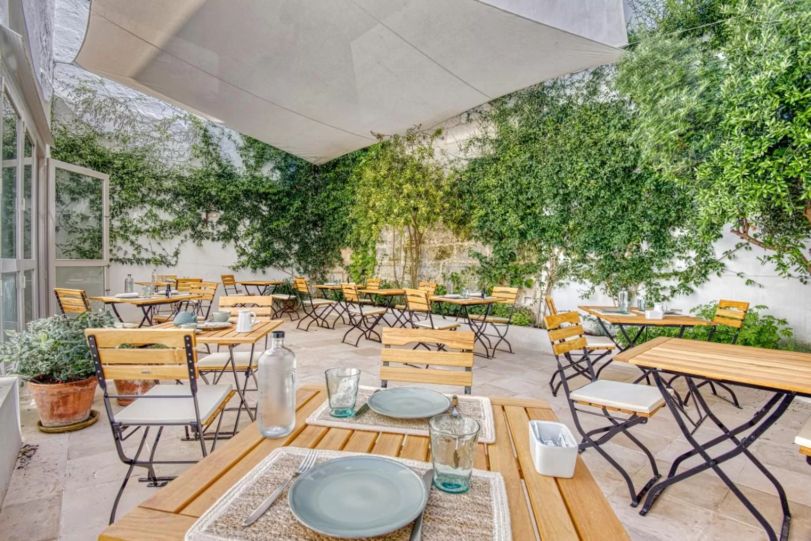 Dining area in Can Alberti 1740 Boutique Hotel