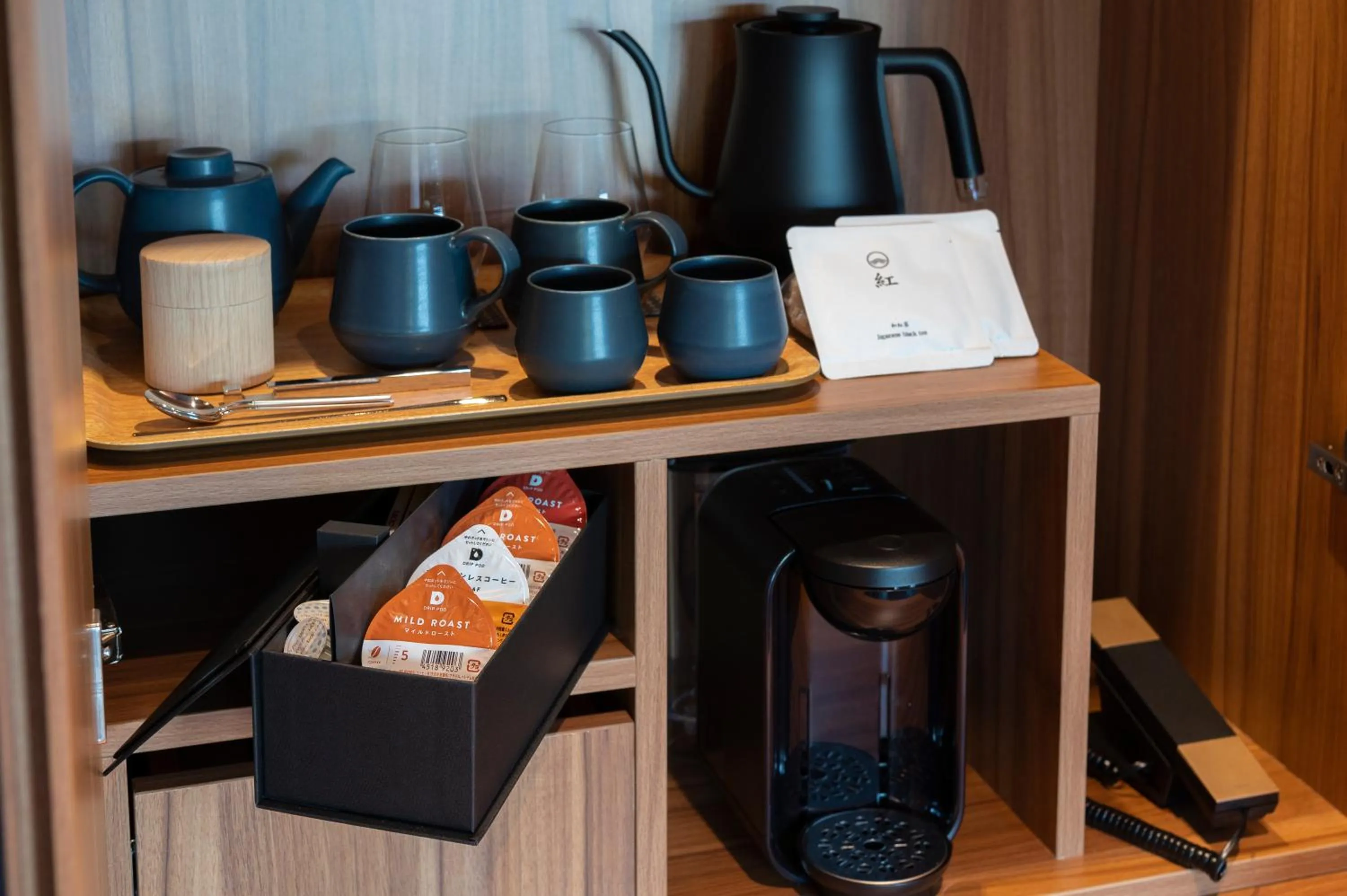 Coffee/tea facilities in Urari Takeo Garden Terrace Spa Resorts