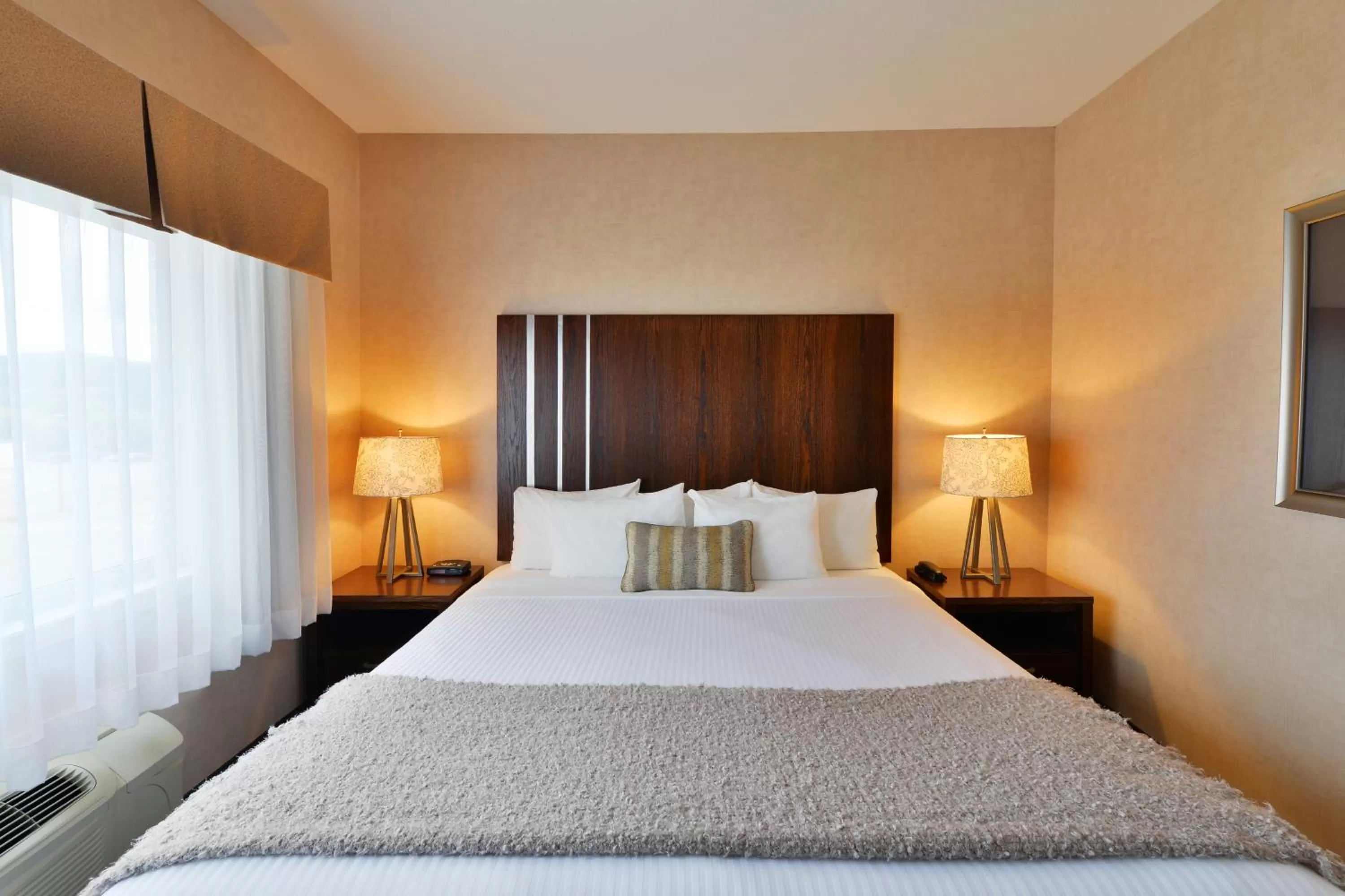 Bedroom, Bed in Prestige Cranbrook Hotel, BW Premier Collection