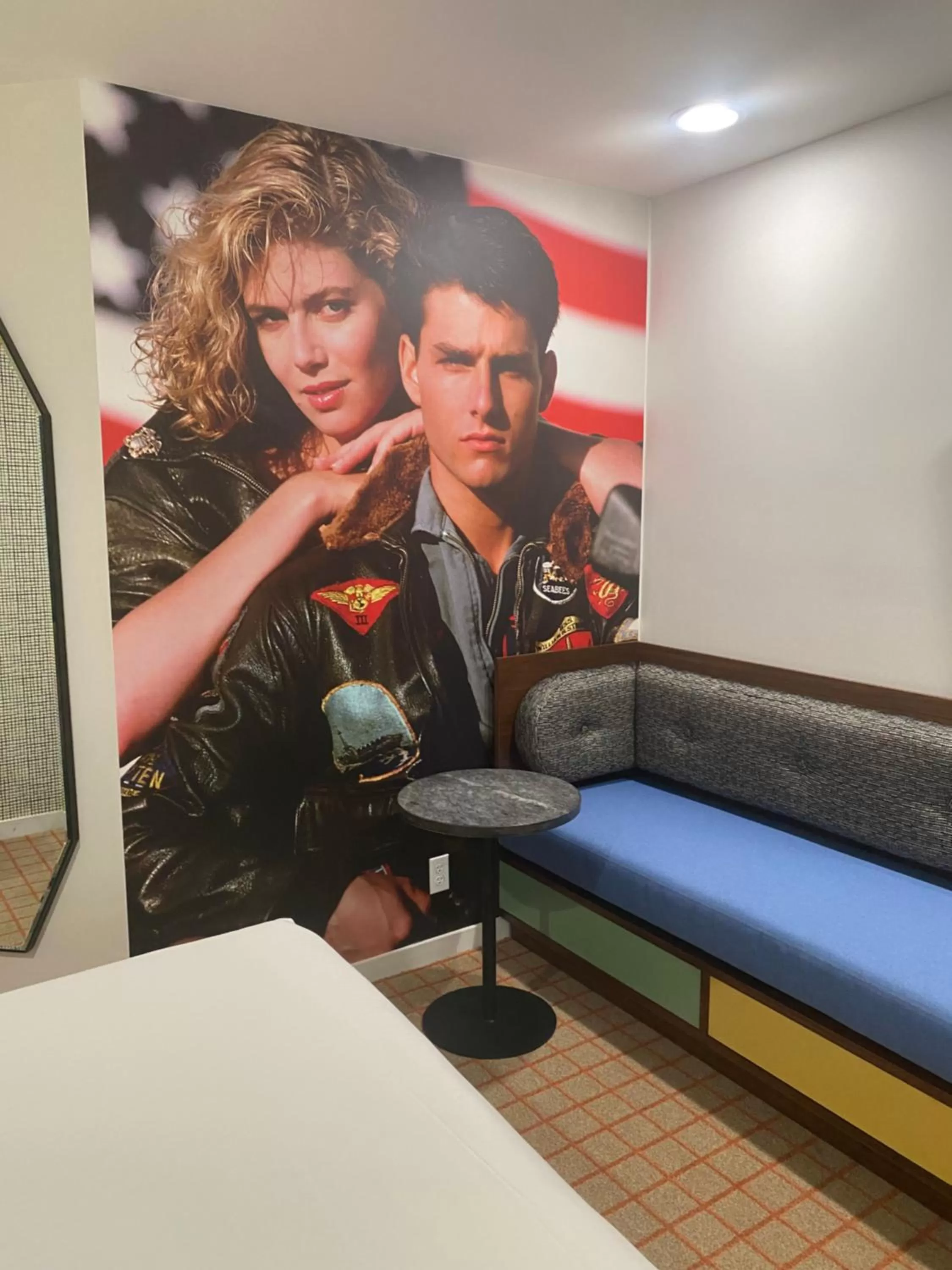 TV and multimedia in The Hollywood Franklin Hotel near Universal Studios