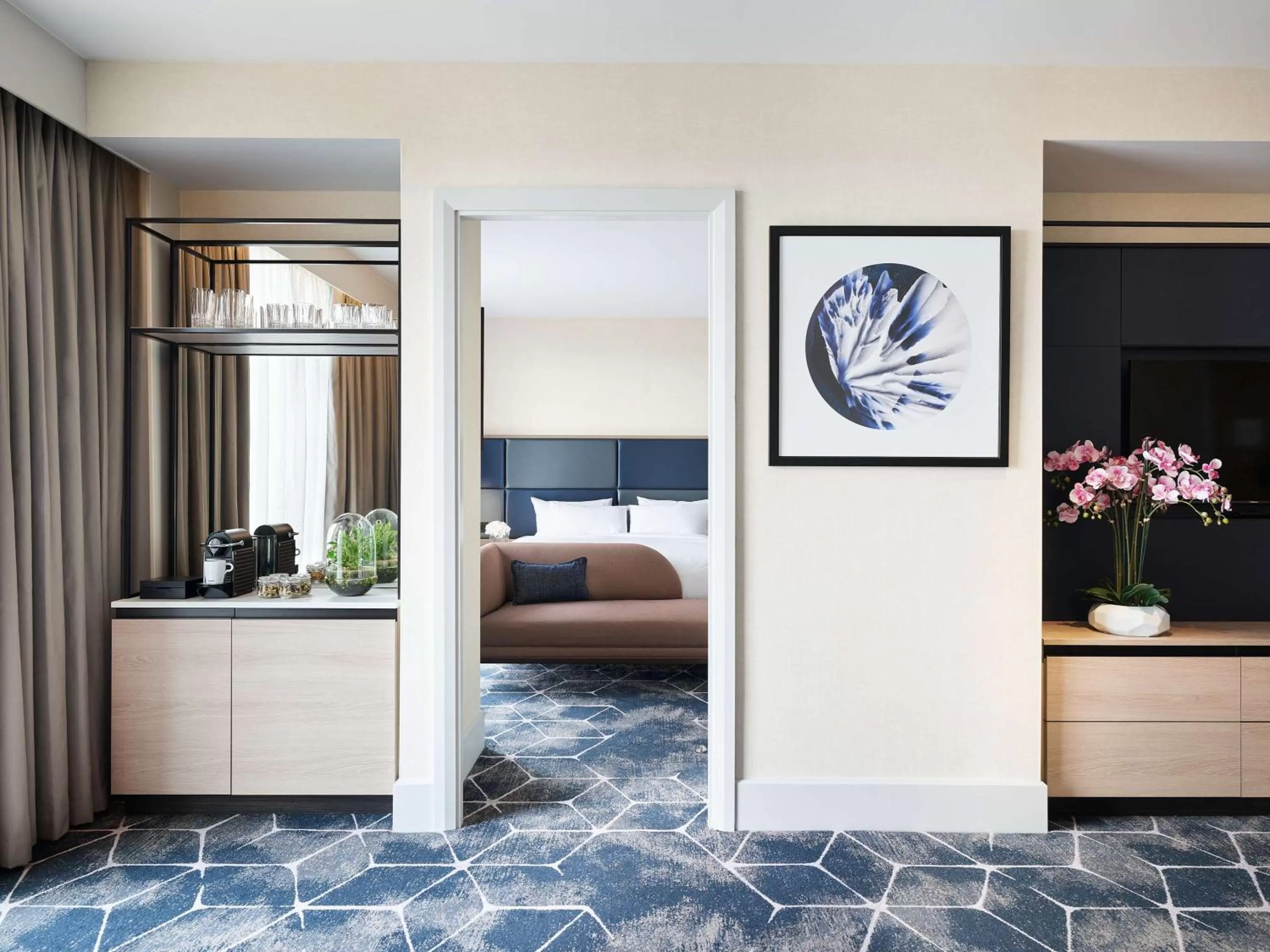 Photo of the whole room, Bed in Hyatt Regency Manchester