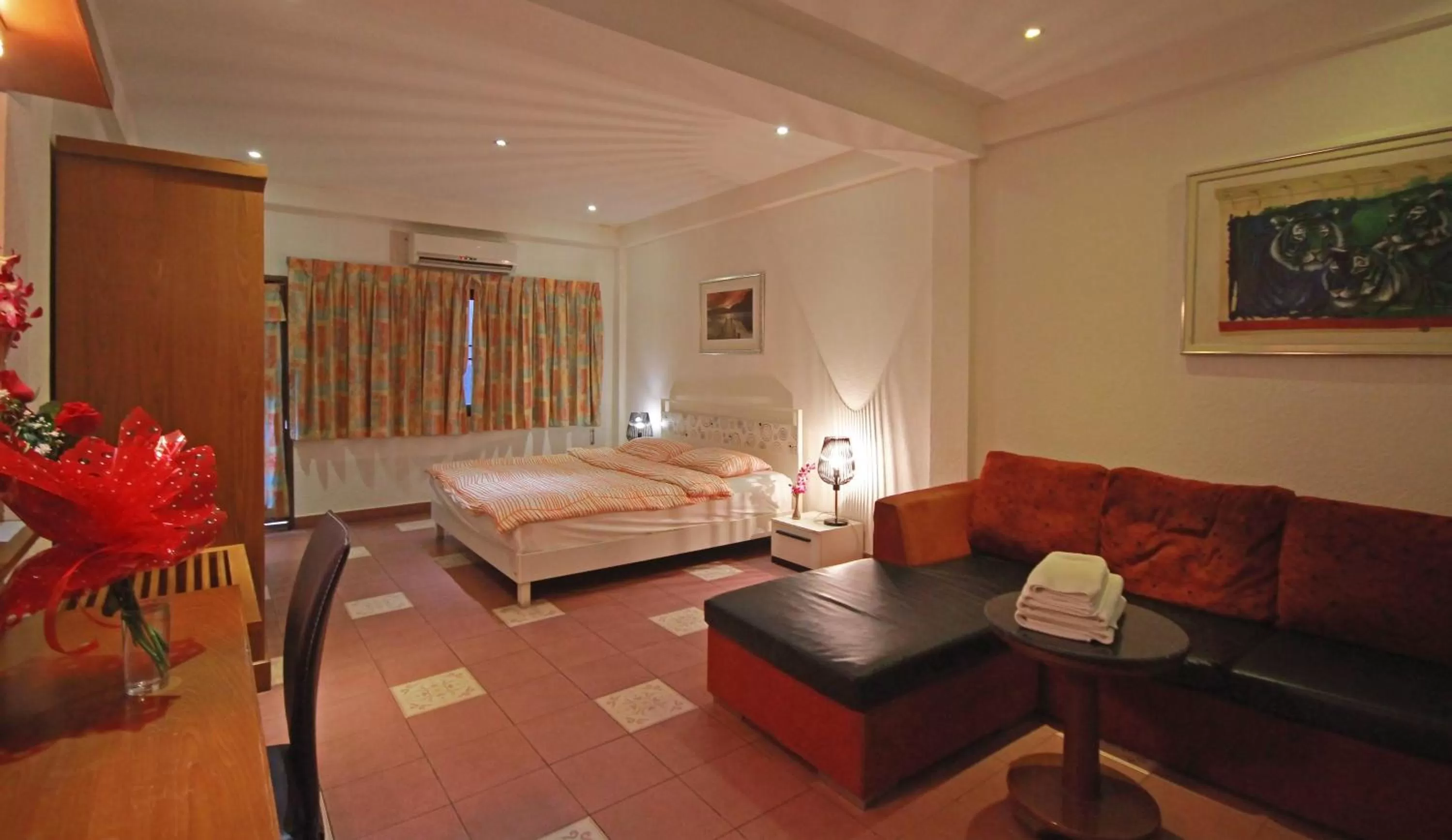 Bedroom in Swiss Food Restaurant and room for rent